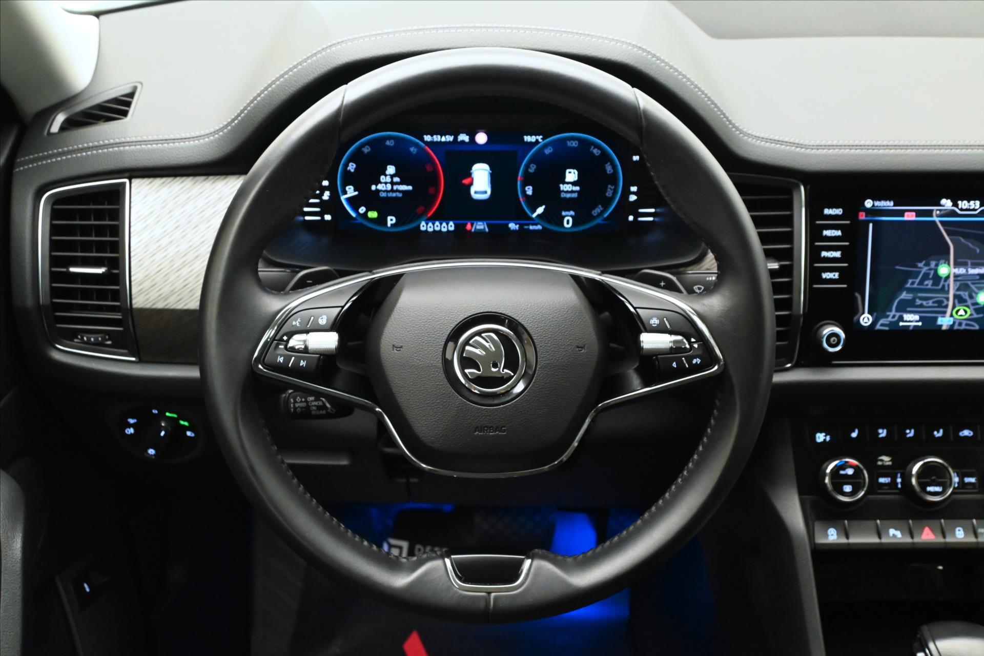 Hlavní fotografie vozu Škoda Kodiaq 2,0 TDI 110kW DSG 7 míst Style Záruka až 5 let (20)