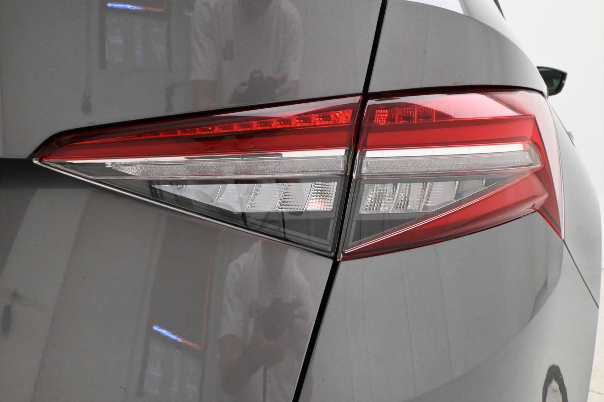 Hlavní fotografie vozu Škoda Kodiaq 2,0 TDI 110kW DSG 7 míst Style Záruka až 5 let (34)