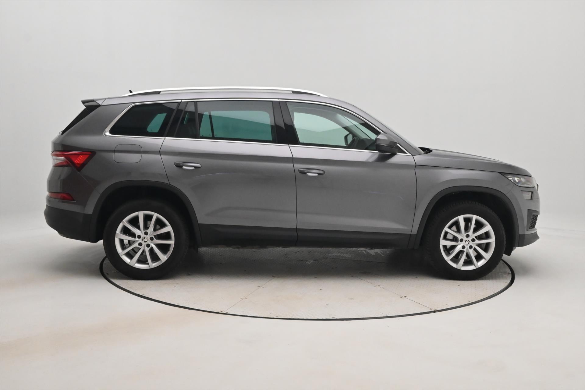 Hlavní fotografie vozu Škoda Kodiaq 2,0 TDI 110kW DSG 7 míst Style Záruka až 5 let (5)