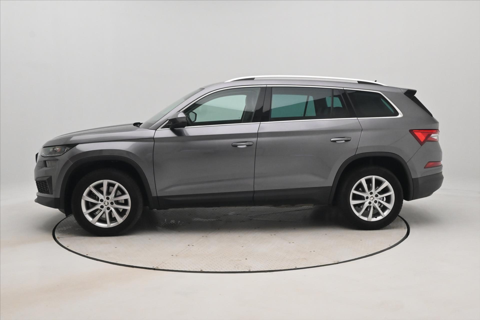 Hlavní fotografie vozu Škoda Kodiaq 2,0 TDI 110kW DSG 7 míst Style Záruka až 5 let (9)