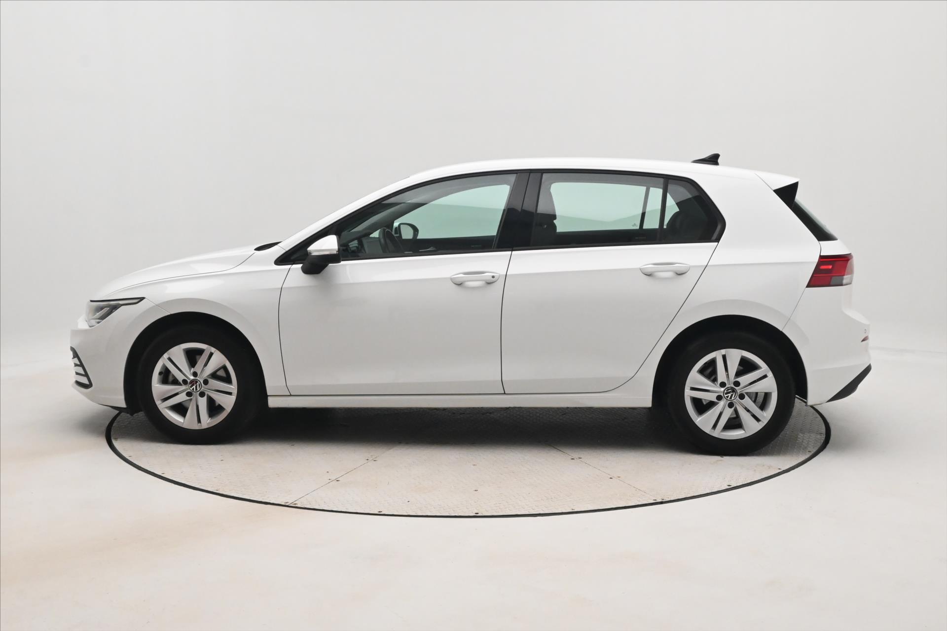 Hlavní fotografie vozu Volkswagen Golf 2,0 TDI 85 kW Life Záruka až 5 let (9)