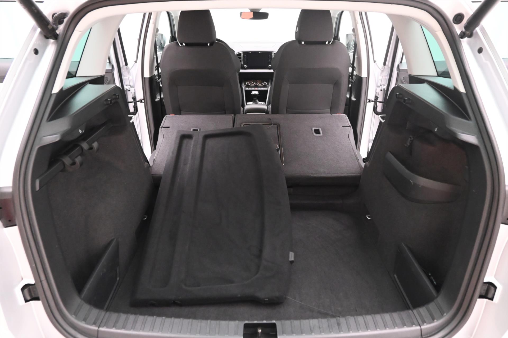 Hlavní fotografie vozu Škoda Karoq 2,0 TDI 85 kW DSG Ambition Záruka až 5 let (11)