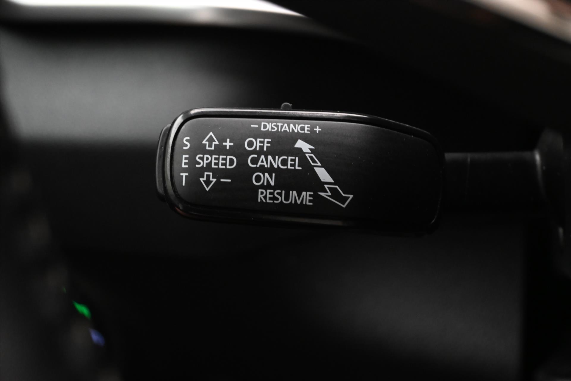 Hlavní fotografie vozu Škoda Karoq 2,0 TDI 85 kW DSG Ambition Záruka až 5 let (23)