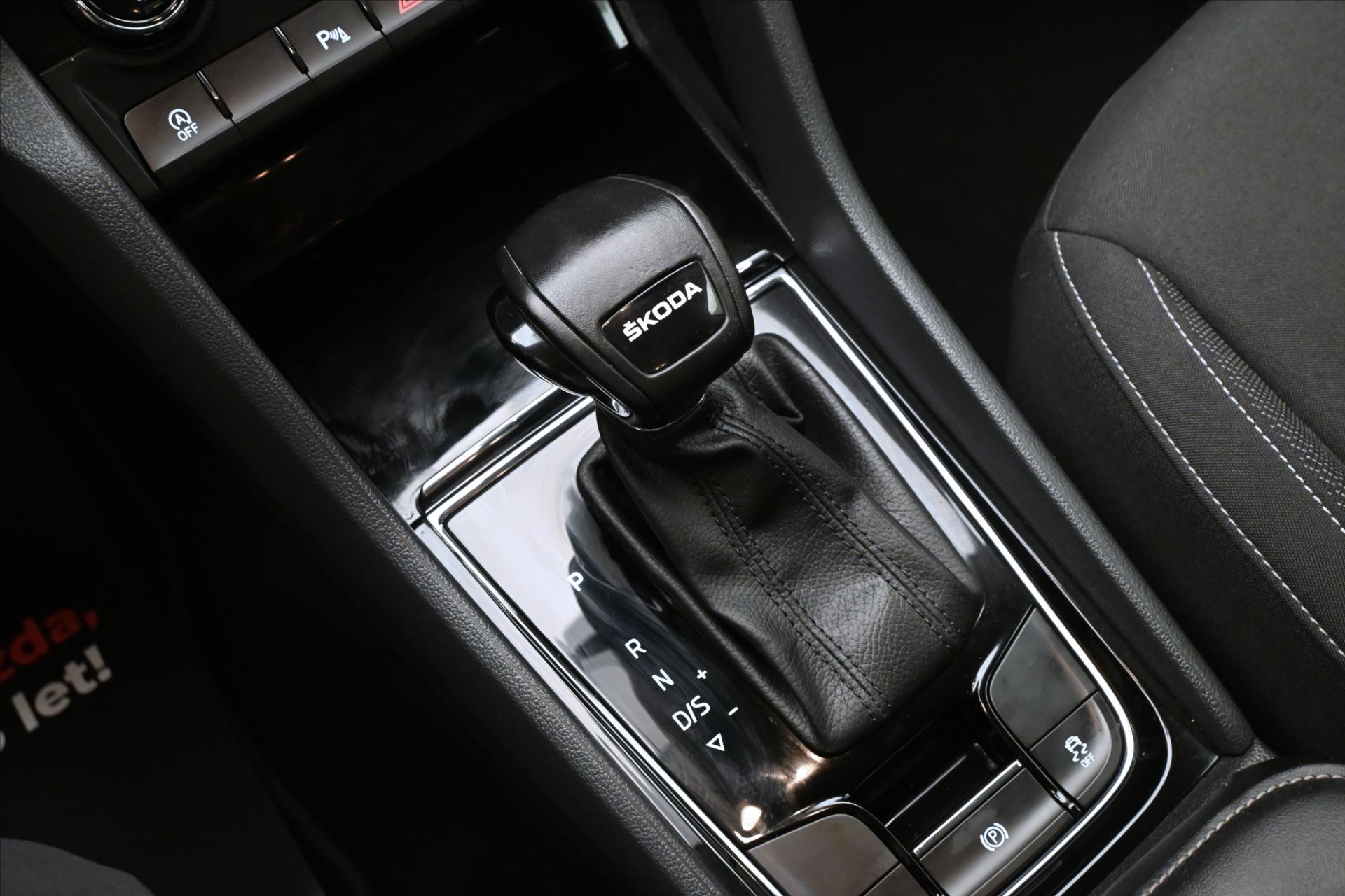 Hlavní fotografie vozu Škoda Karoq 2,0 TDI 85 kW DSG EL.KUFR Záruka až 5 let (23)