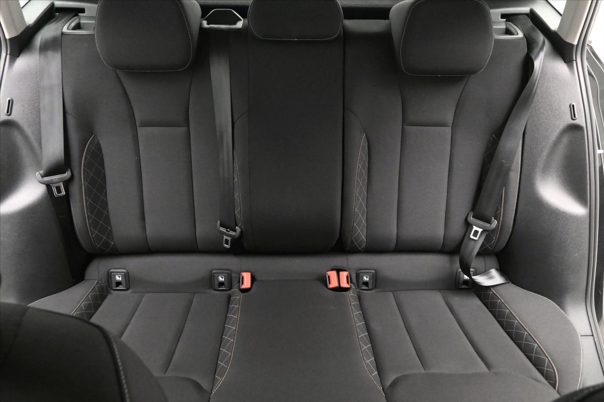 Main photo of the car Skoda Kamiq 1.0 TSI 81kW DSG Ambition Warranty up to 5 years (28)