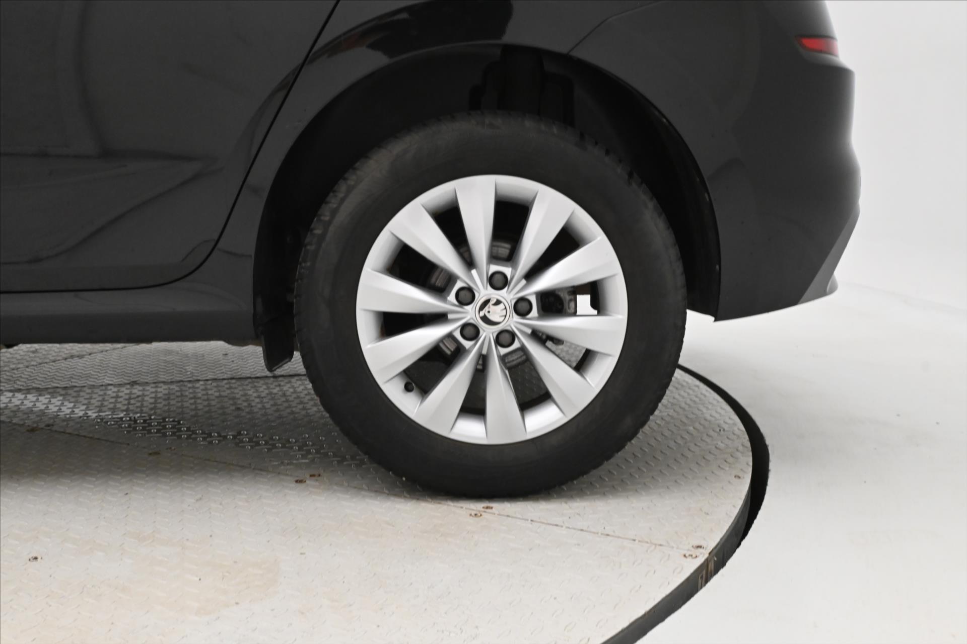 Main photo of the car Skoda Kamiq 1.0 TSI 81kW DSG Ambition Warranty up to 5 years (31)
