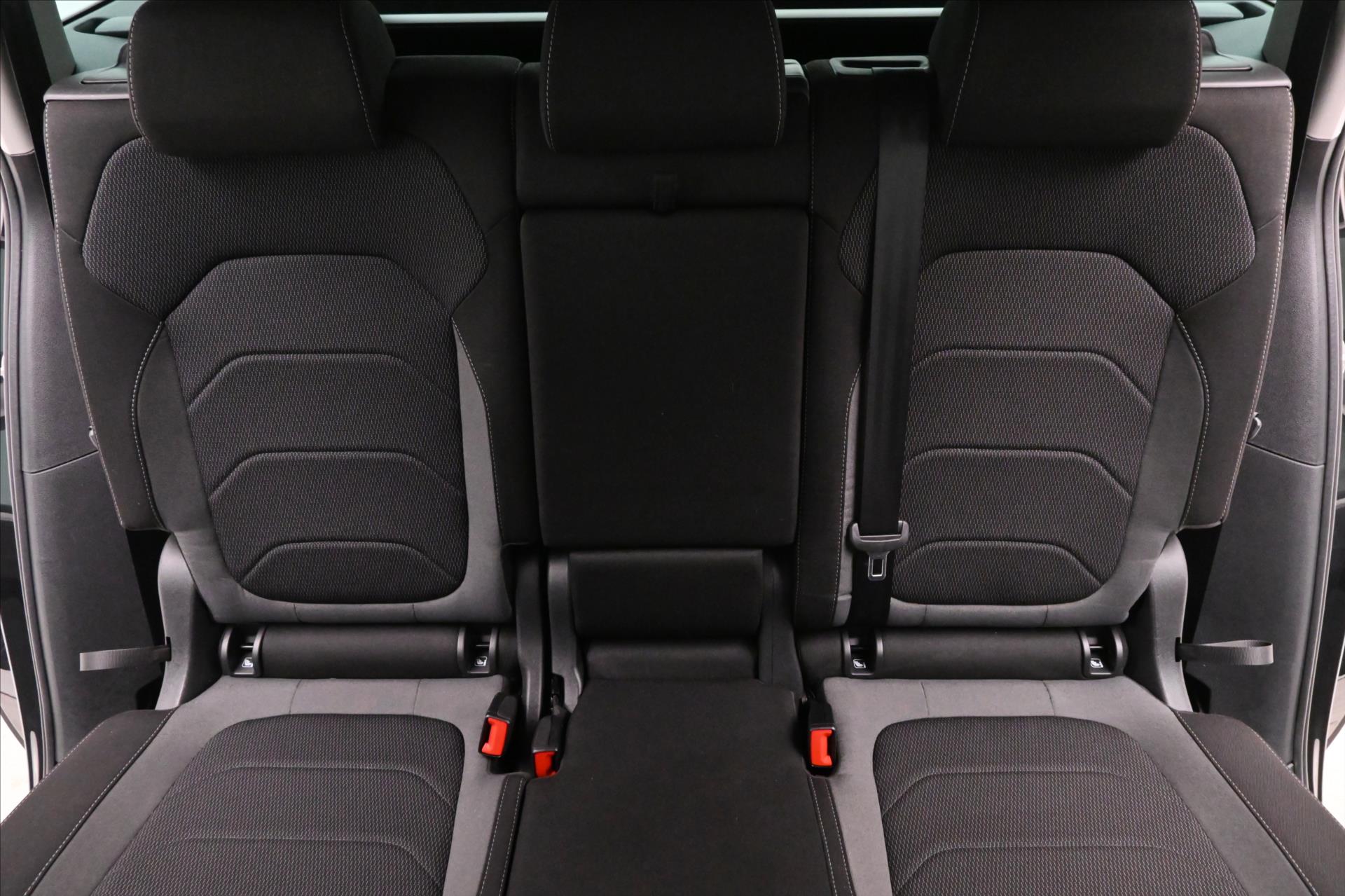 Hlavní fotografie vozu Škoda Kodiaq 2,0 TDI 110kW DSG 7 míst Záruka až 5 let (29)
