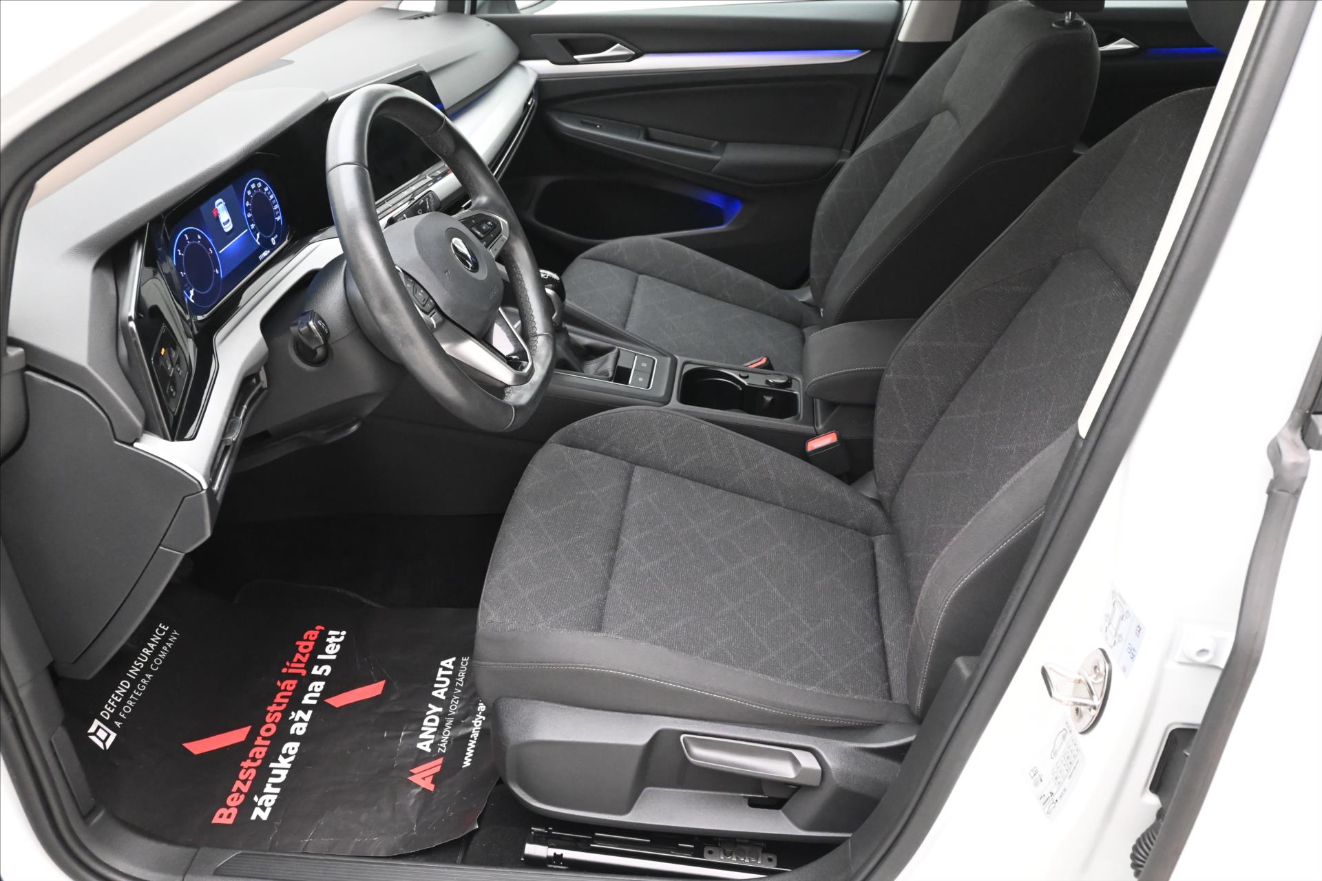 Hlavní fotografie vozu Volkswagen Golf 2,0 TDI 110 kW Life Záruka až 5 let (14)
