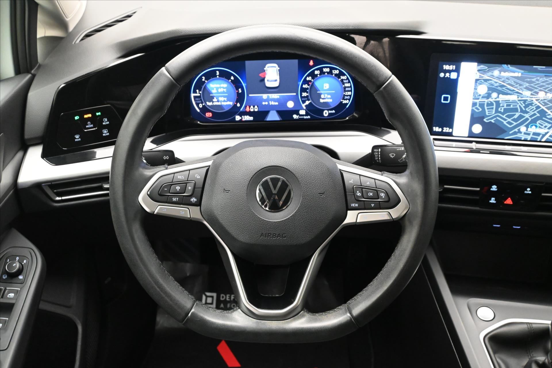 Hlavní fotografie vozu Volkswagen Golf 2,0 TDI 110 kW Life Záruka až 5 let (19)