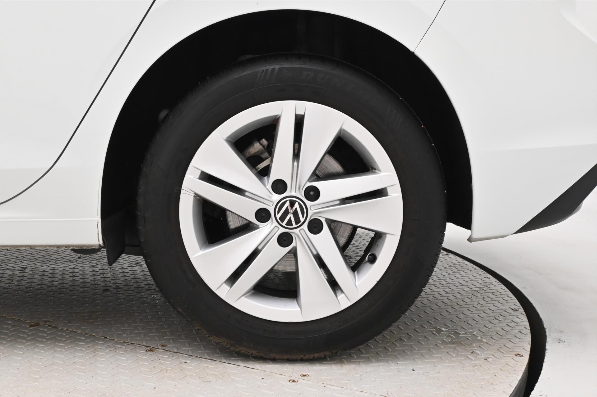 Hlavní fotografie vozu Volkswagen Golf 2,0 TDI 110 kW Life Záruka až 5 let (31)