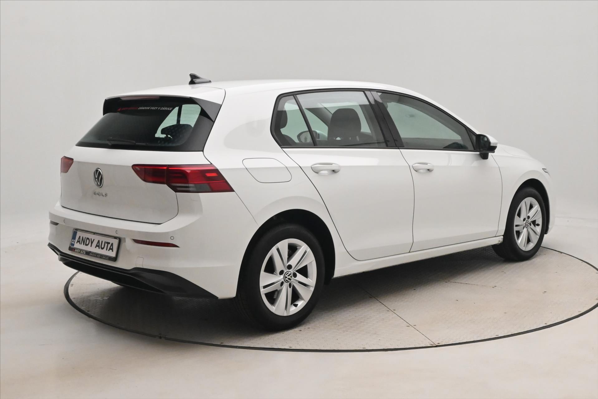 Hlavní fotografie vozu Volkswagen Golf 2,0 TDI 110 kW Life Záruka až 5 let (6)