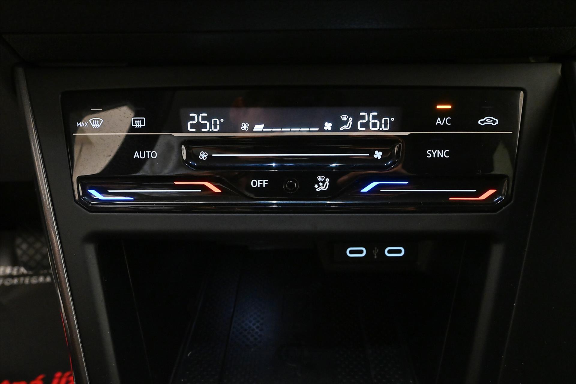 Hlavní fotografie vozu Volkswagen Taigo 1,0 TSI 81 kW DSG Style Záruka až 5 let (21)