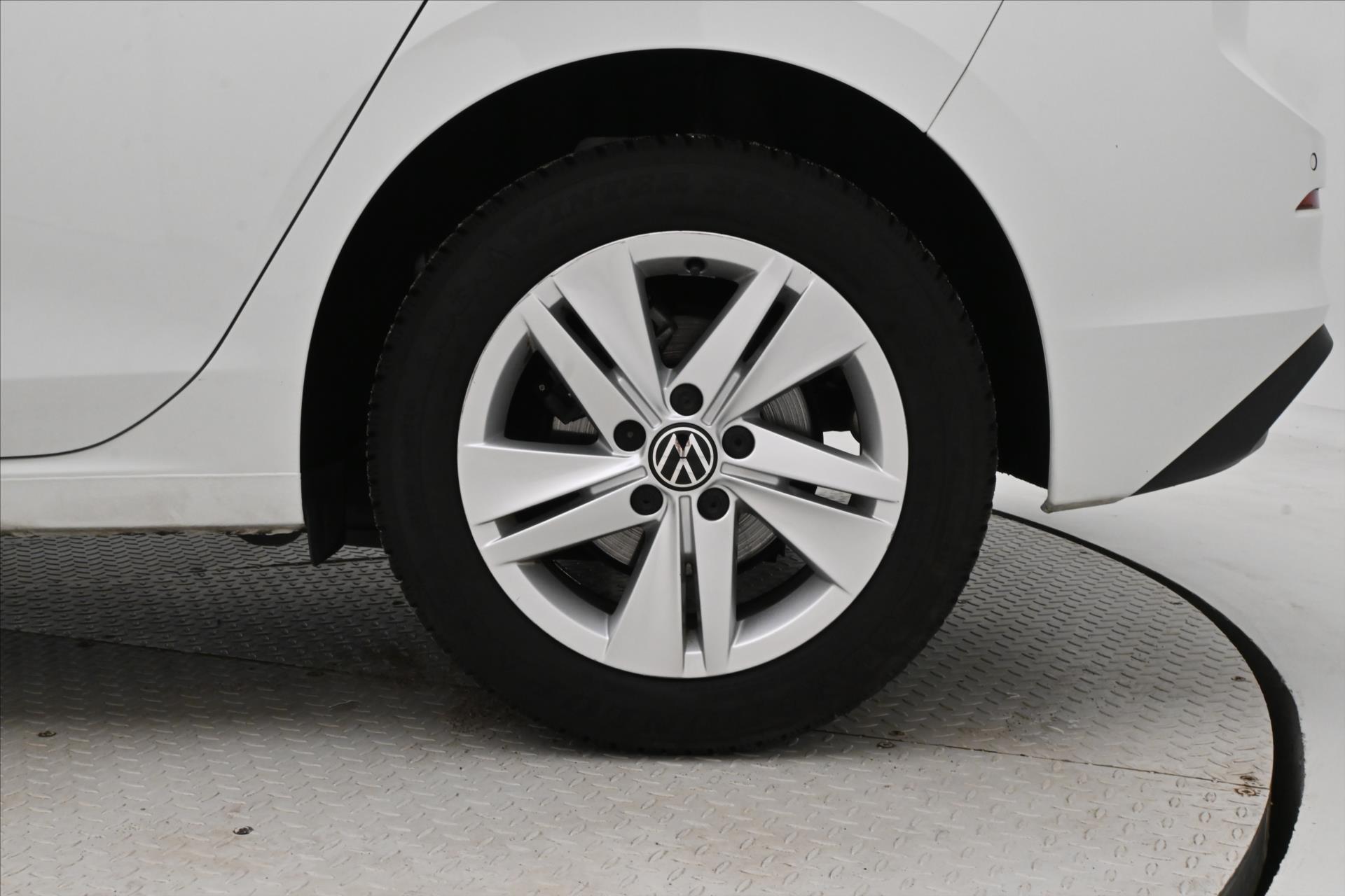 Hlavní fotografie vozu Volkswagen Golf 2,0 TDI 85 kW Life Záruka až 5 let (30)