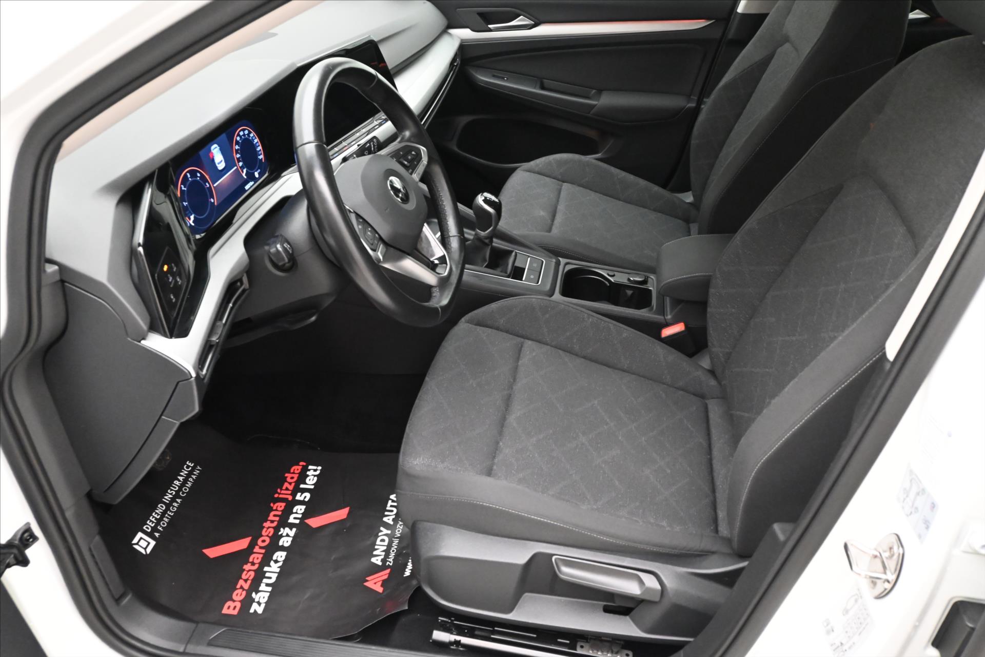 Hlavní fotografie vozu Volkswagen Golf 2,0 TDI 85kW Life Záruka až 5 let (14)