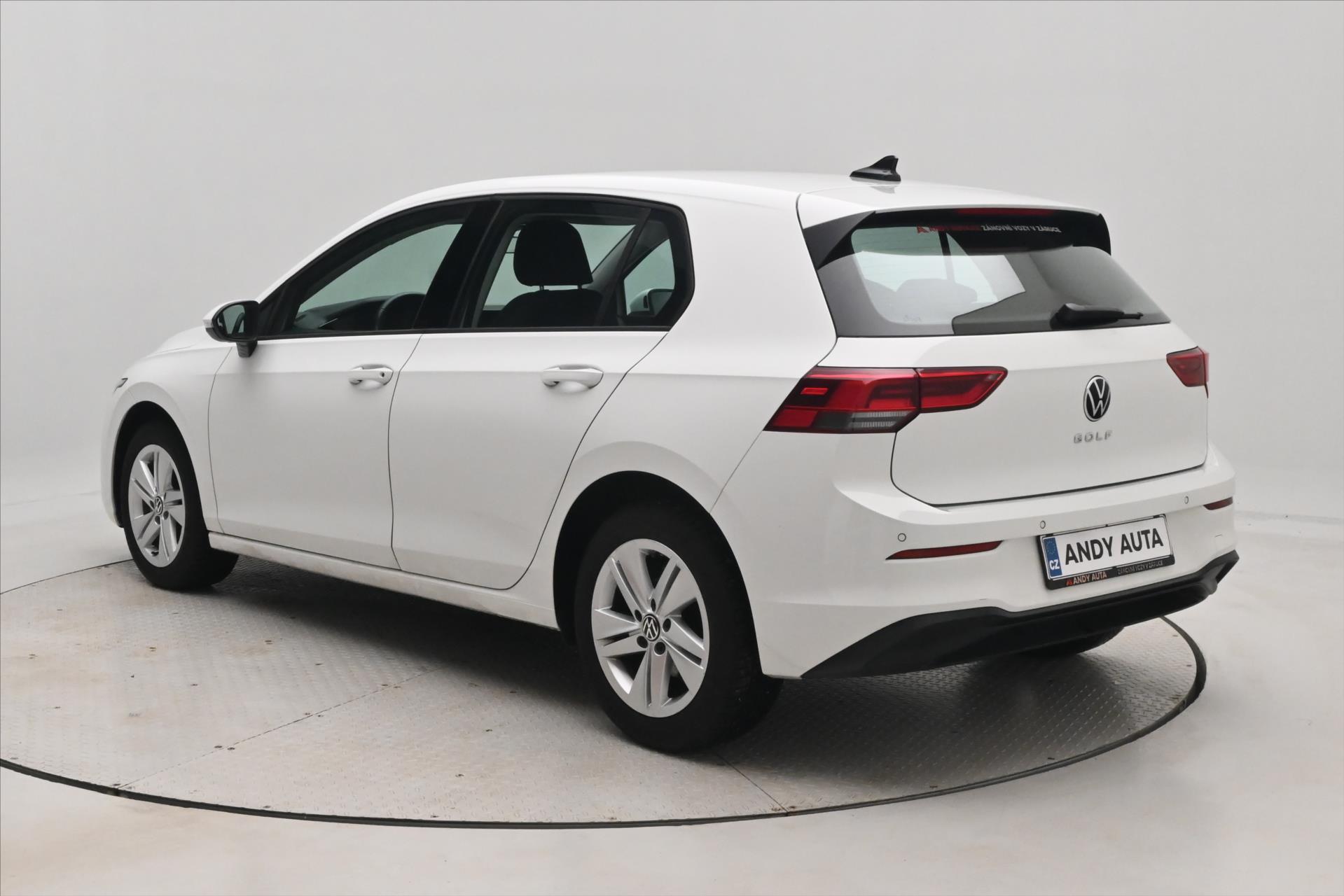 Hlavní fotografie vozu Volkswagen Golf 2,0 TDI 85kW Life Záruka až 5 let (8)