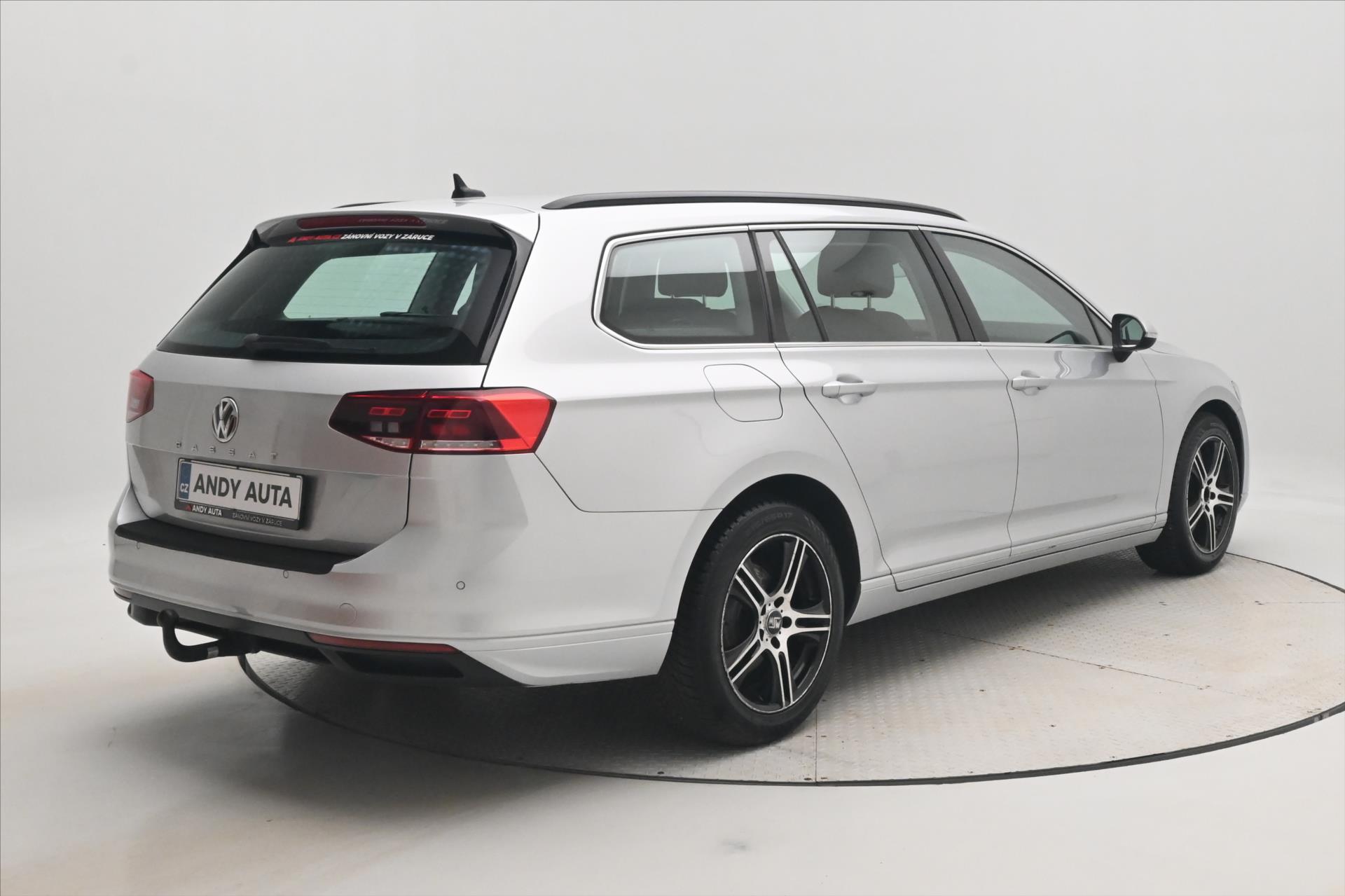 Hlavní fotografie vozu Volkswagen Passat 2,0 TDI 110kW Business Záruka až 5 let (6)