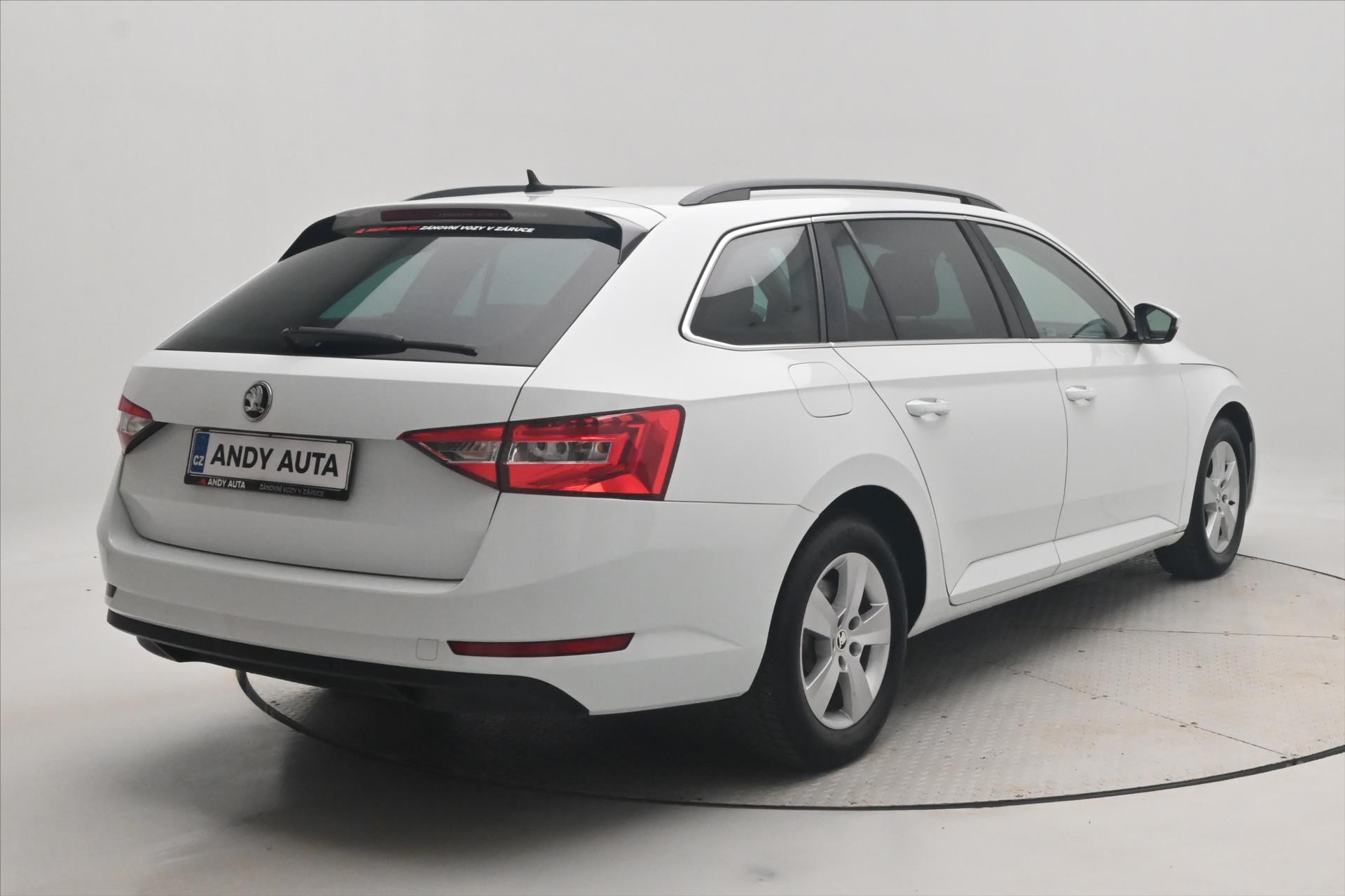 Hlavní fotografie vozu Škoda Superb 1,6 TDI 88 kW NAVI Ambition Záruka až 5 let (6)