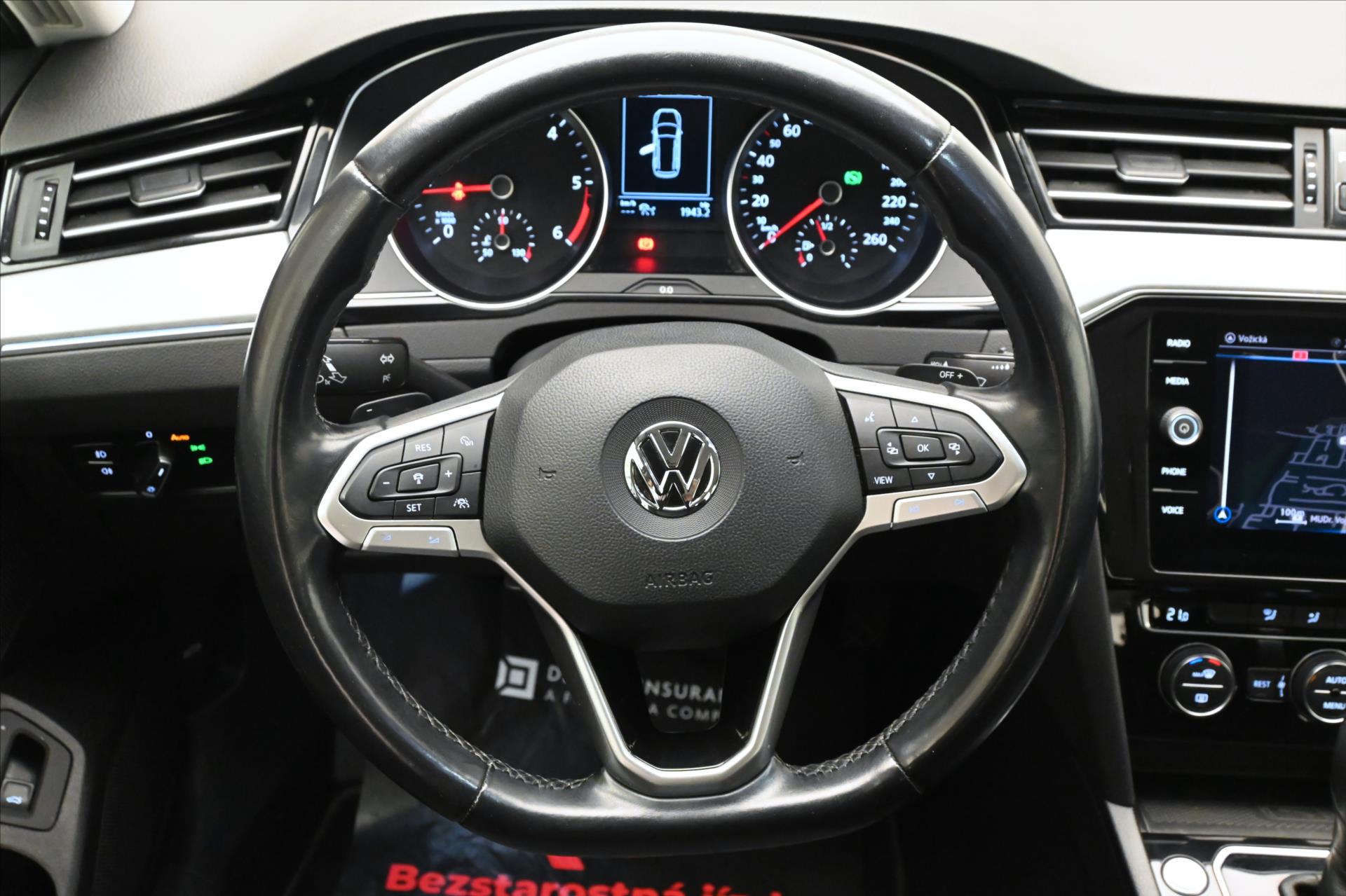 Main photo of the car Volkswagen Passat 2.0 TDI 110 kW DSG Business Warranty up to 5 years (19)