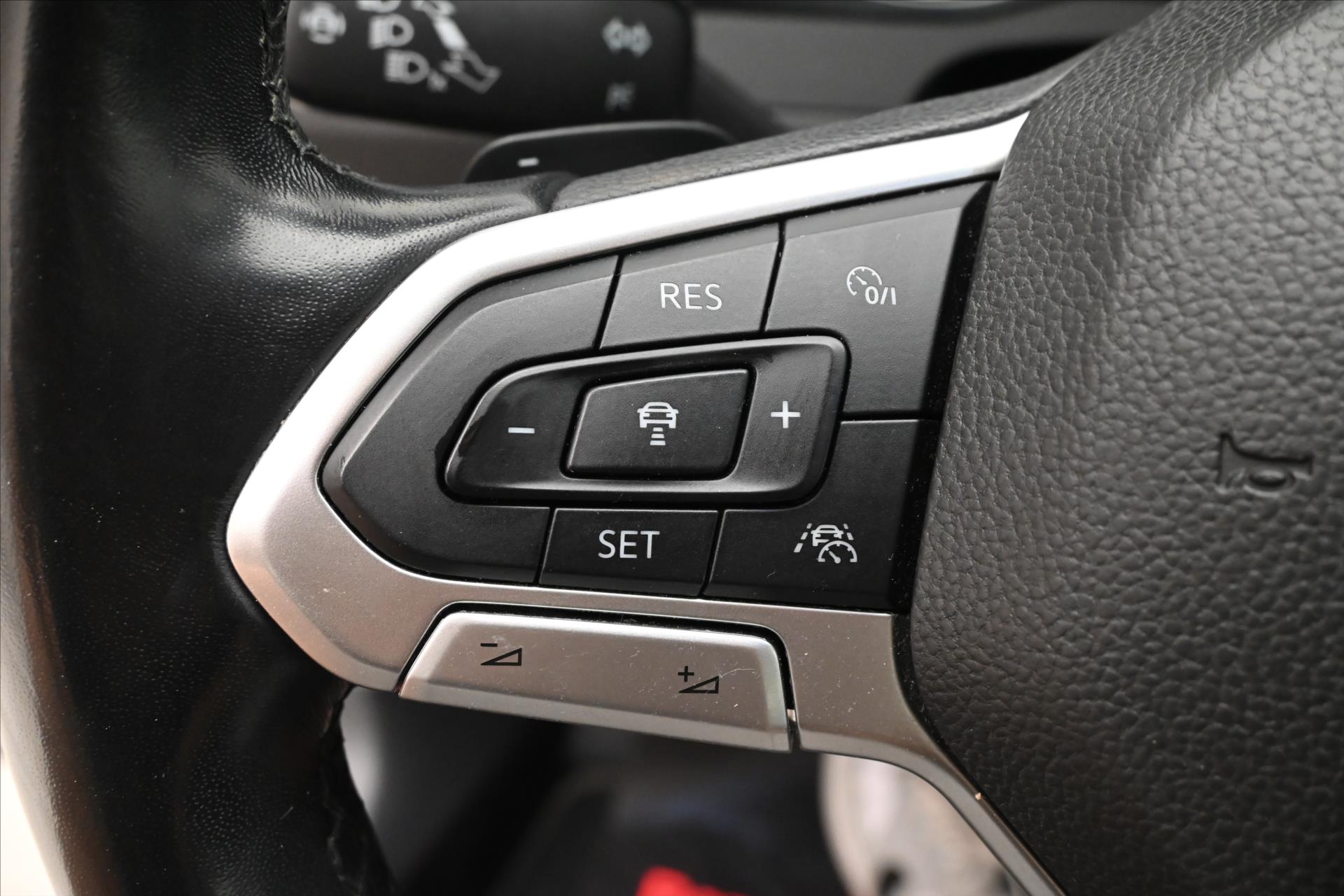 Main photo of the car Volkswagen Passat 2.0 TDI 110 kW DSG Business Warranty up to 5 years (25)