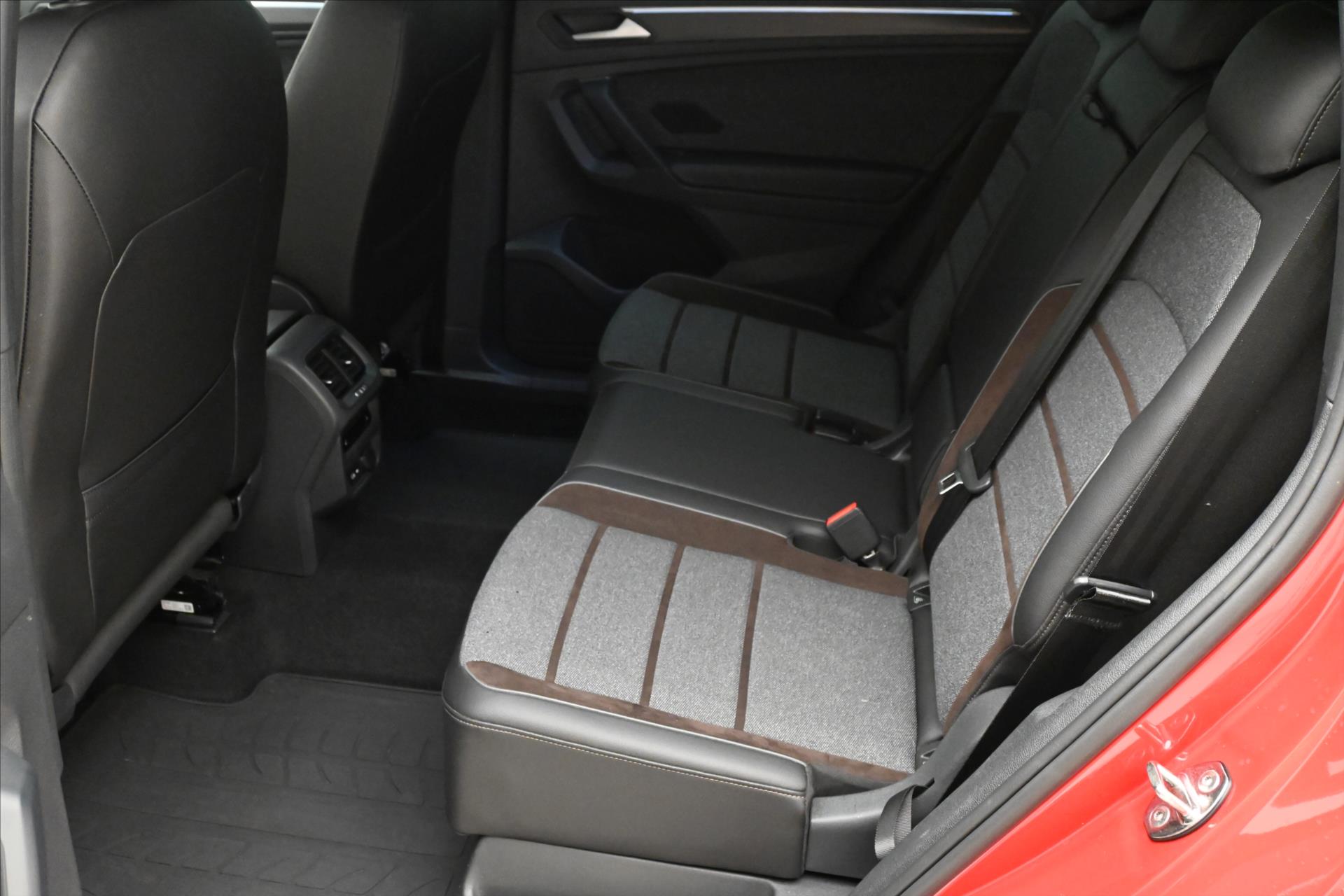 Hlavní fotografie vozu Seat Tarraco 1,4 TSI 180 kW e-Hybrid DSG Xcellence Záruka až 5 let (15)