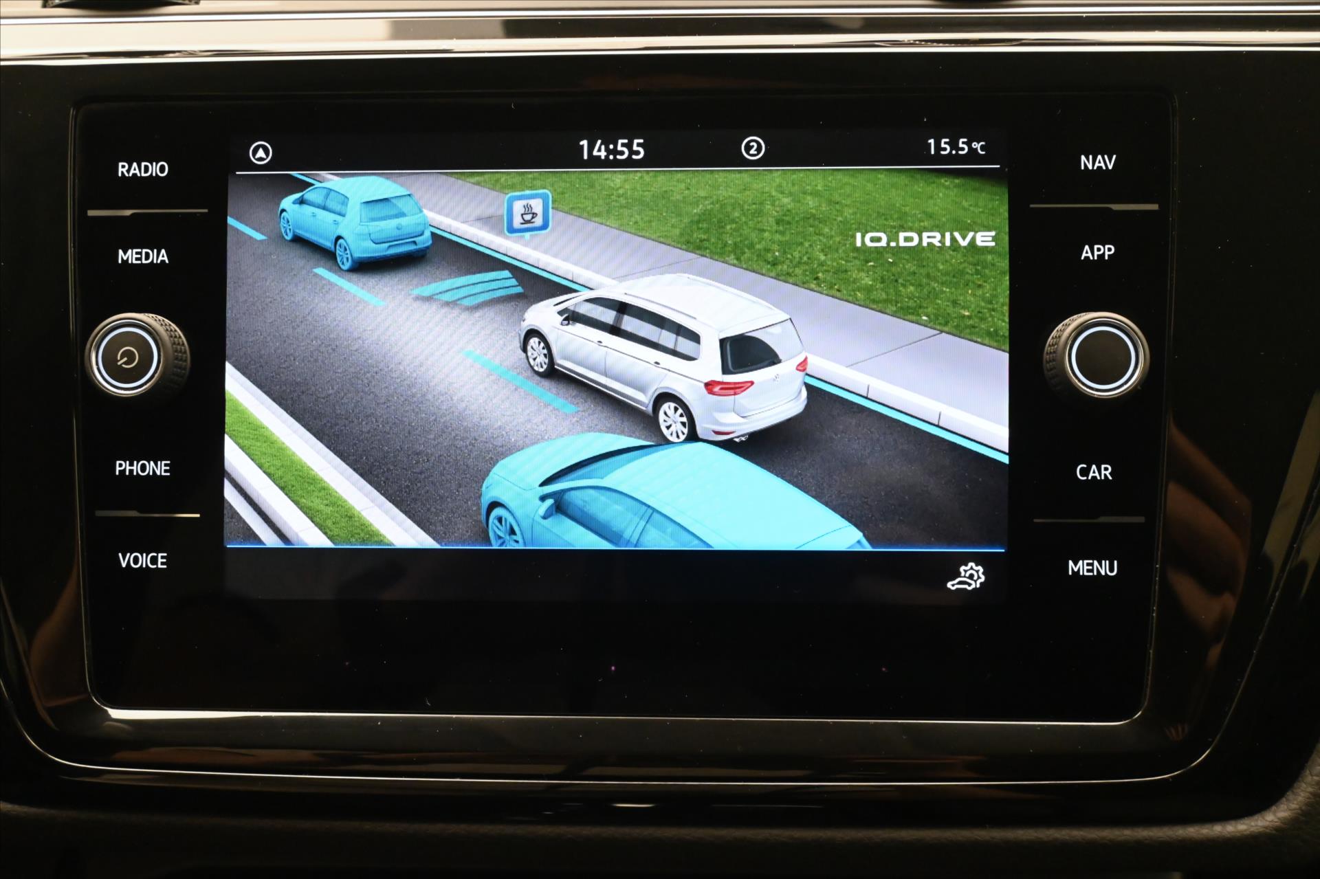 Hlavní fotografie vozu Volkswagen Touran 2,0 TDI 110kW DSG Alcantara Záruka až 5 let (20)