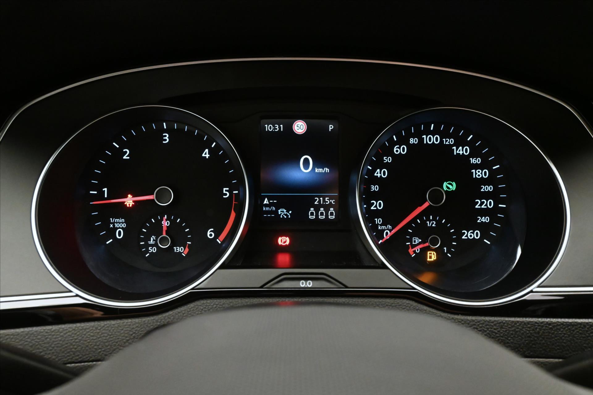 Hlavní fotografie vozu Volkswagen Passat 2,0 TDI 147kW 4x4 DSG Záruka až 5 let (17)