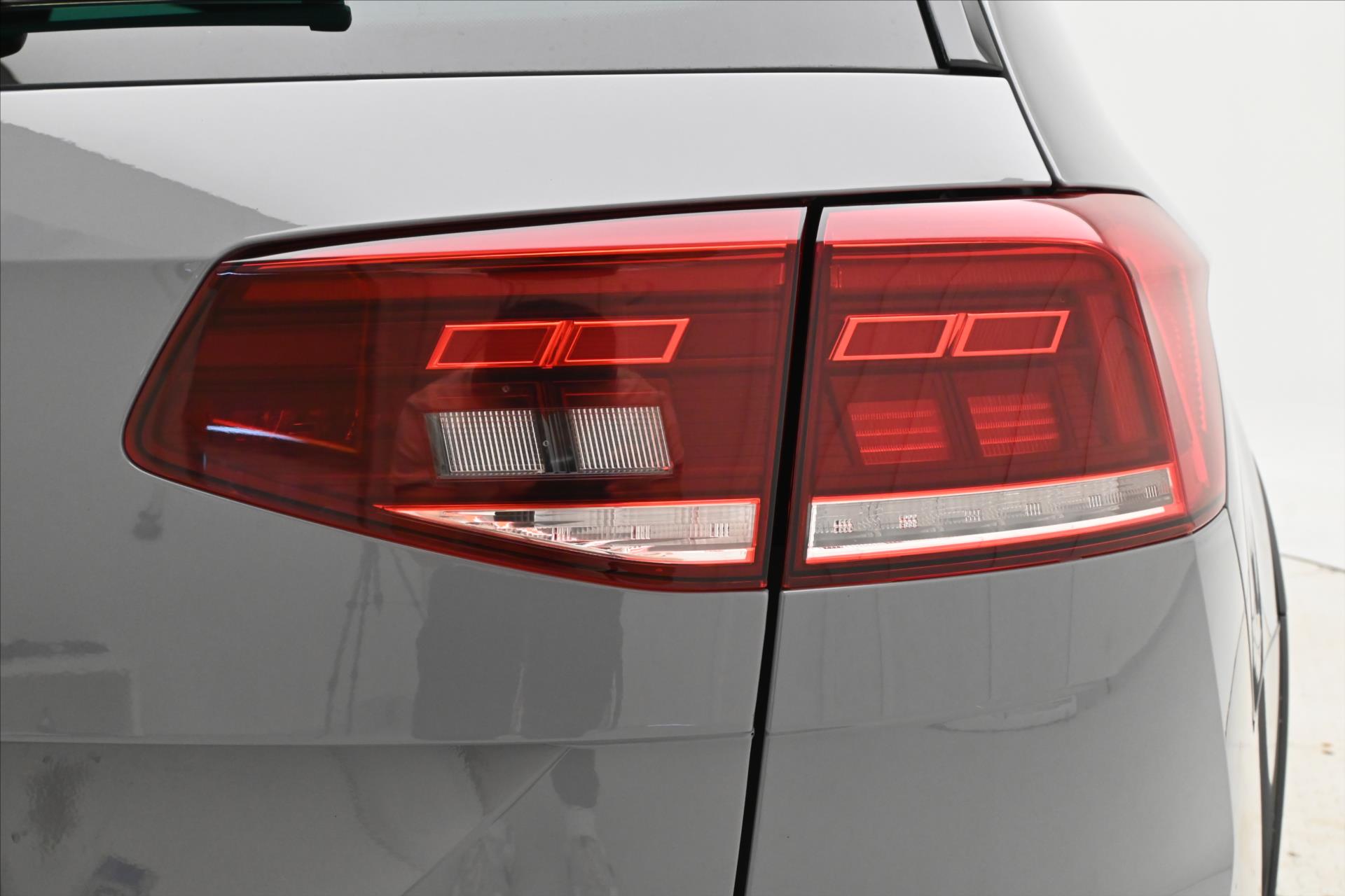 Hlavní fotografie vozu Volkswagen Passat 2,0 TDI 147kW 4x4 DSG Záruka až 5 let (33)