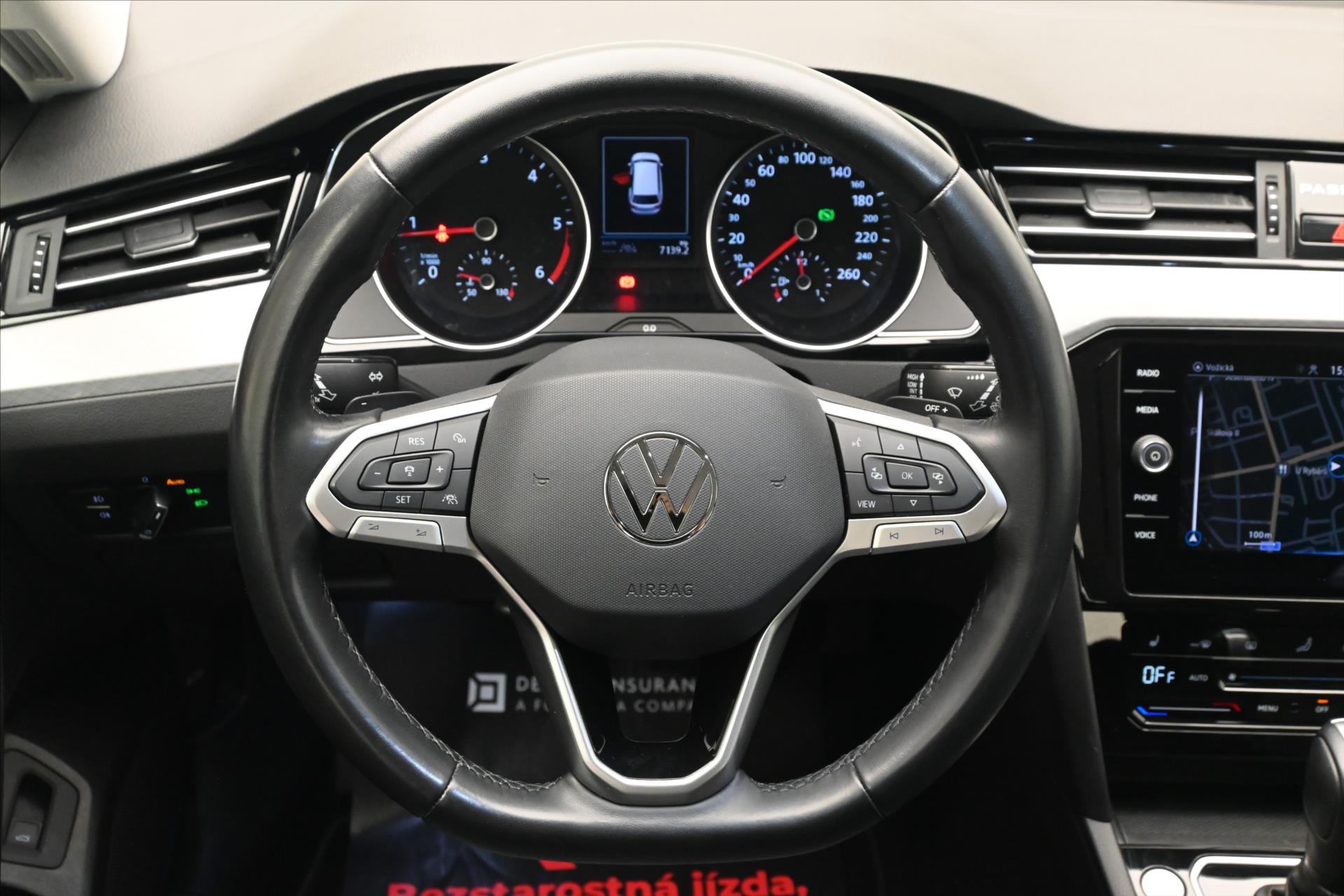 Hlavní fotografie vozu Volkswagen Passat 2,0 TDI 110 kW DSG Business Záruka až 5 let (19)