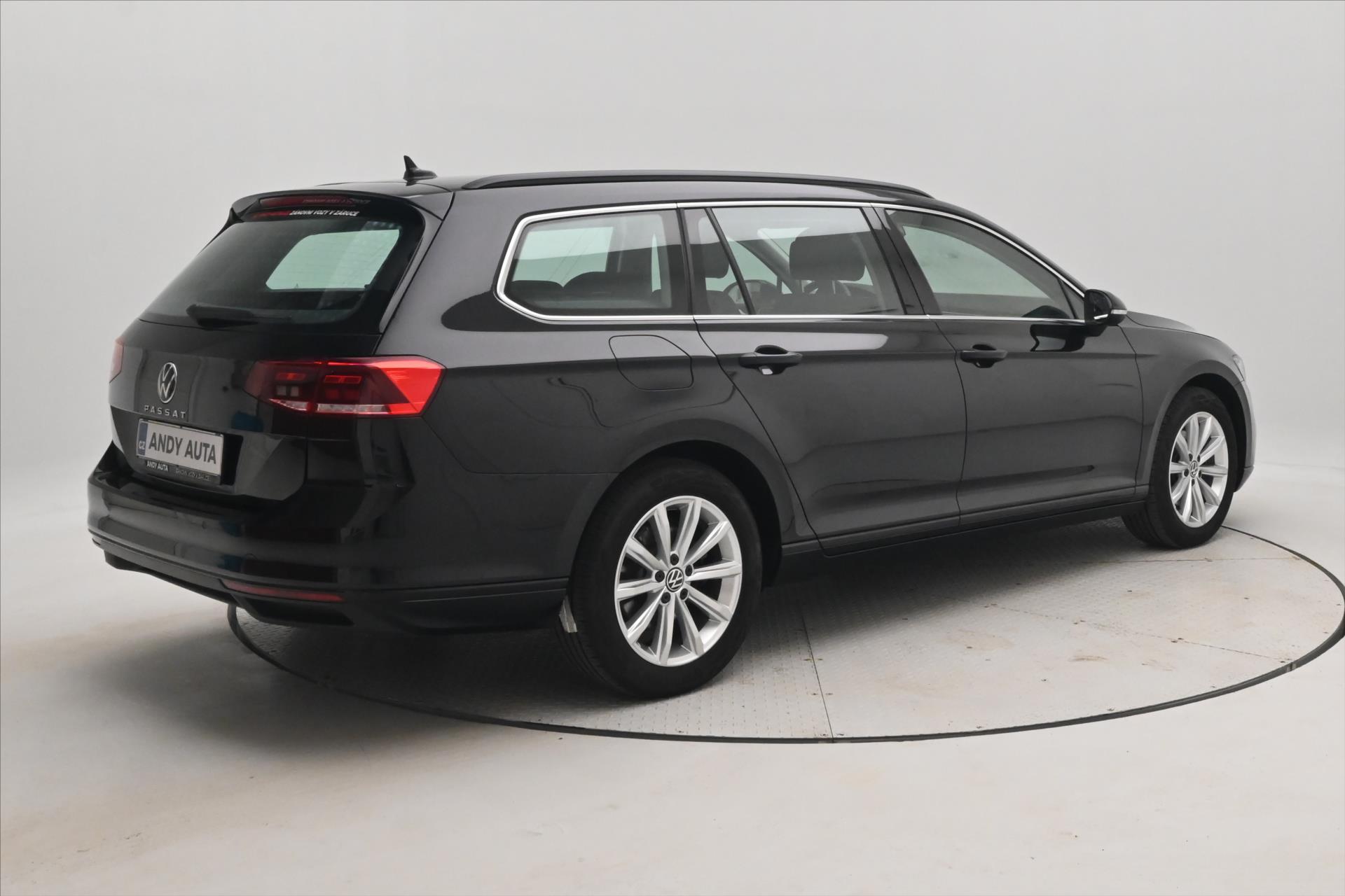Hlavní fotografie vozu Volkswagen Passat 2,0 TDI 110 kW DSG Business Záruka až 5 let (6)