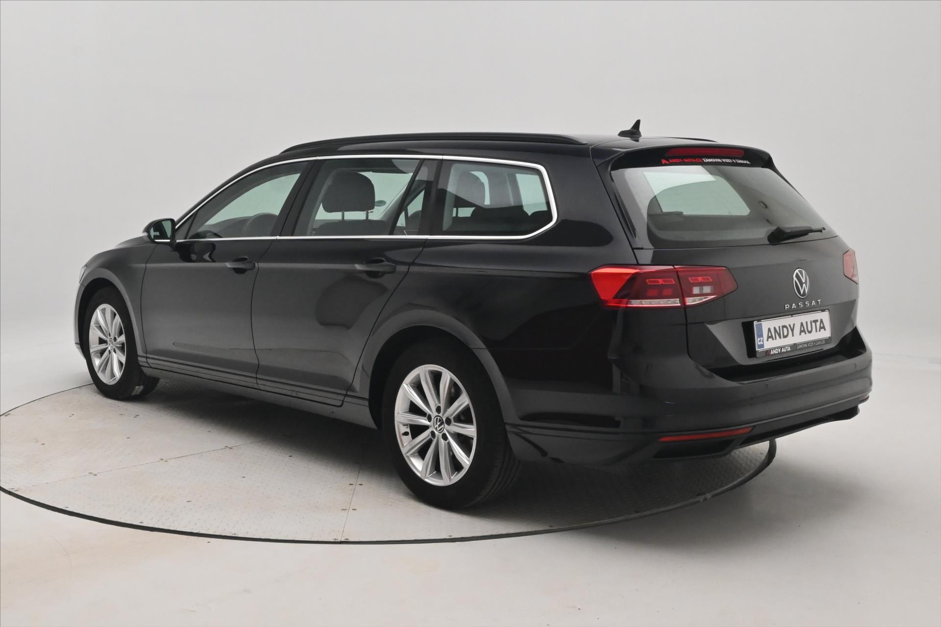 Hlavní fotografie vozu Volkswagen Passat 2,0 TDI 110 kW DSG Business Záruka až 5 let (8)