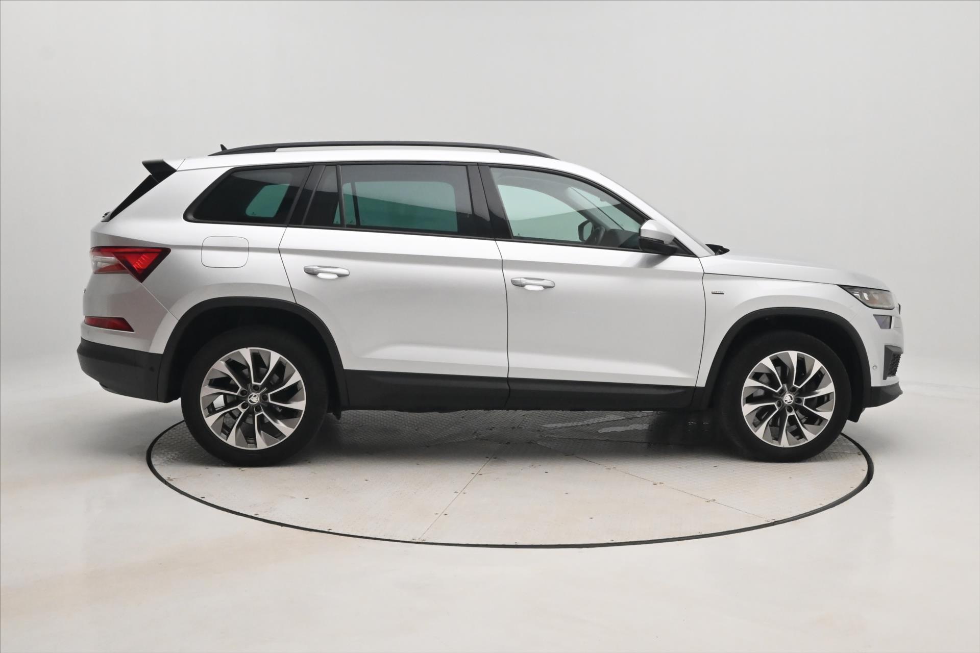 Hlavní fotografie vozu Škoda Kodiaq 2,0 TDI 147 kW DSG 4x4 TAŽNÉ Záruka až 5 let (5)