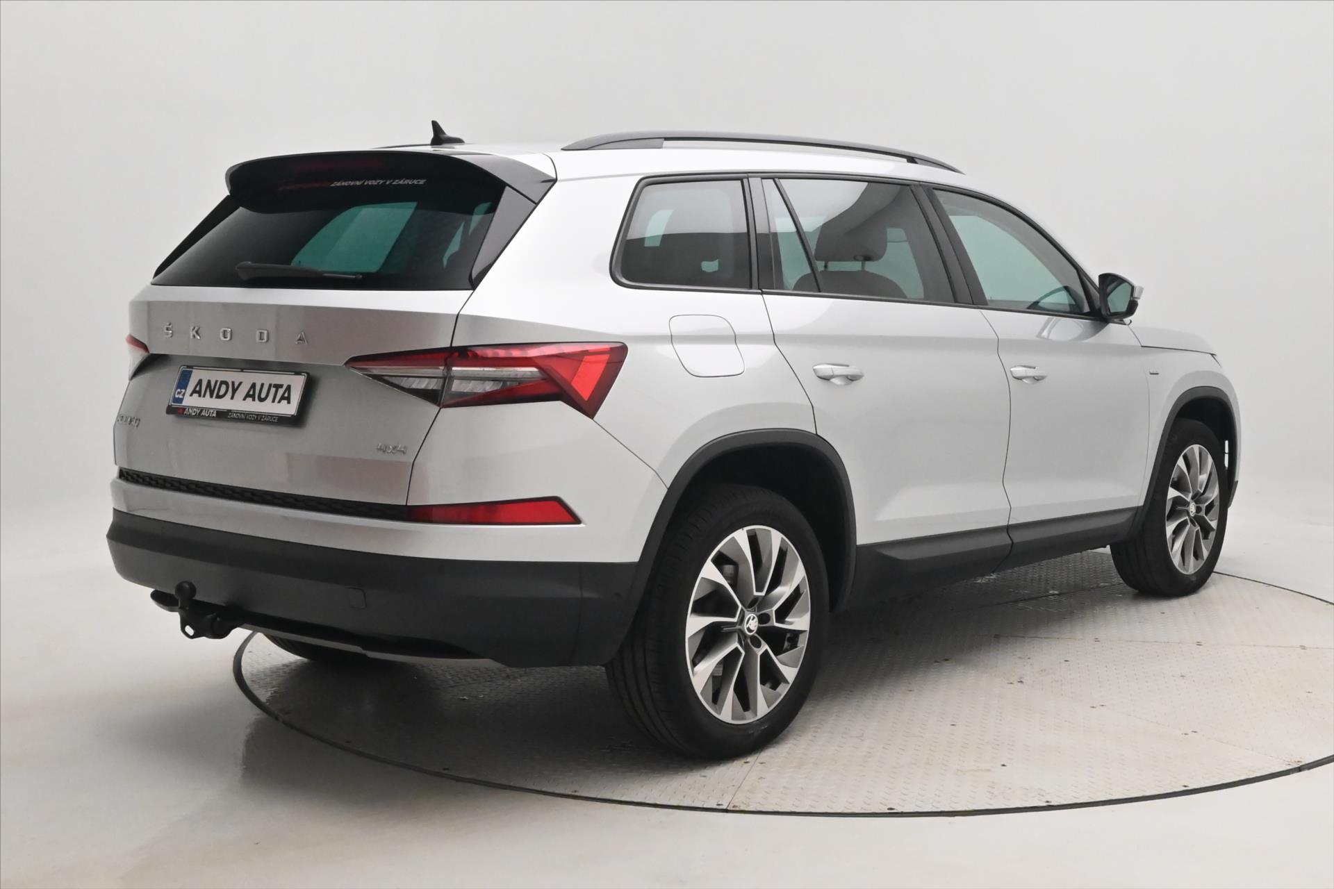 Hlavní fotografie vozu Škoda Kodiaq 2,0 TDI 147 kW DSG 4x4 TAŽNÉ Záruka až 5 let (6)