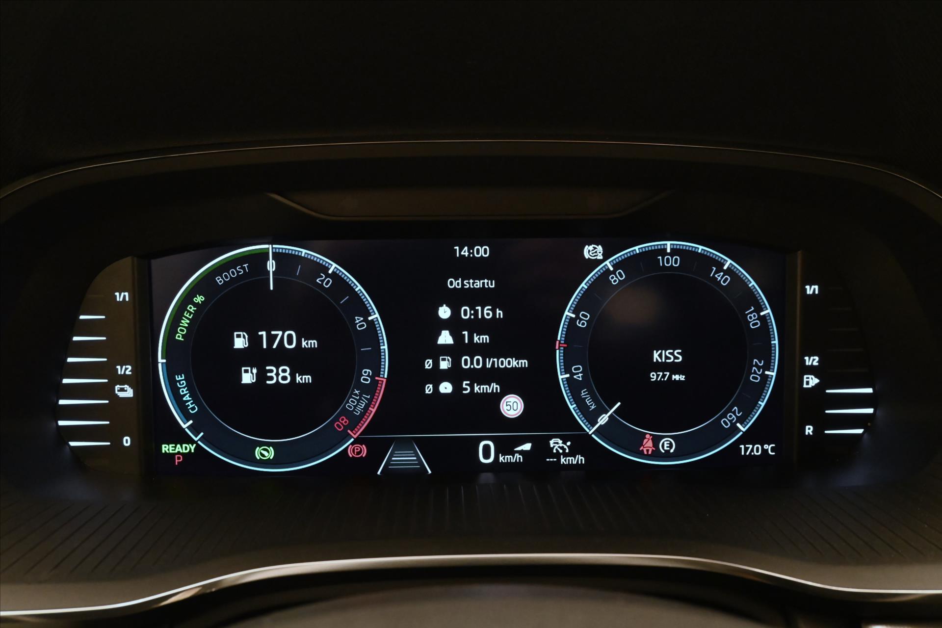 Hlavní fotografie vozu Škoda Octavia 1,4 TSI iV 110kW STYLE DSG Záruka až 5 let (17)