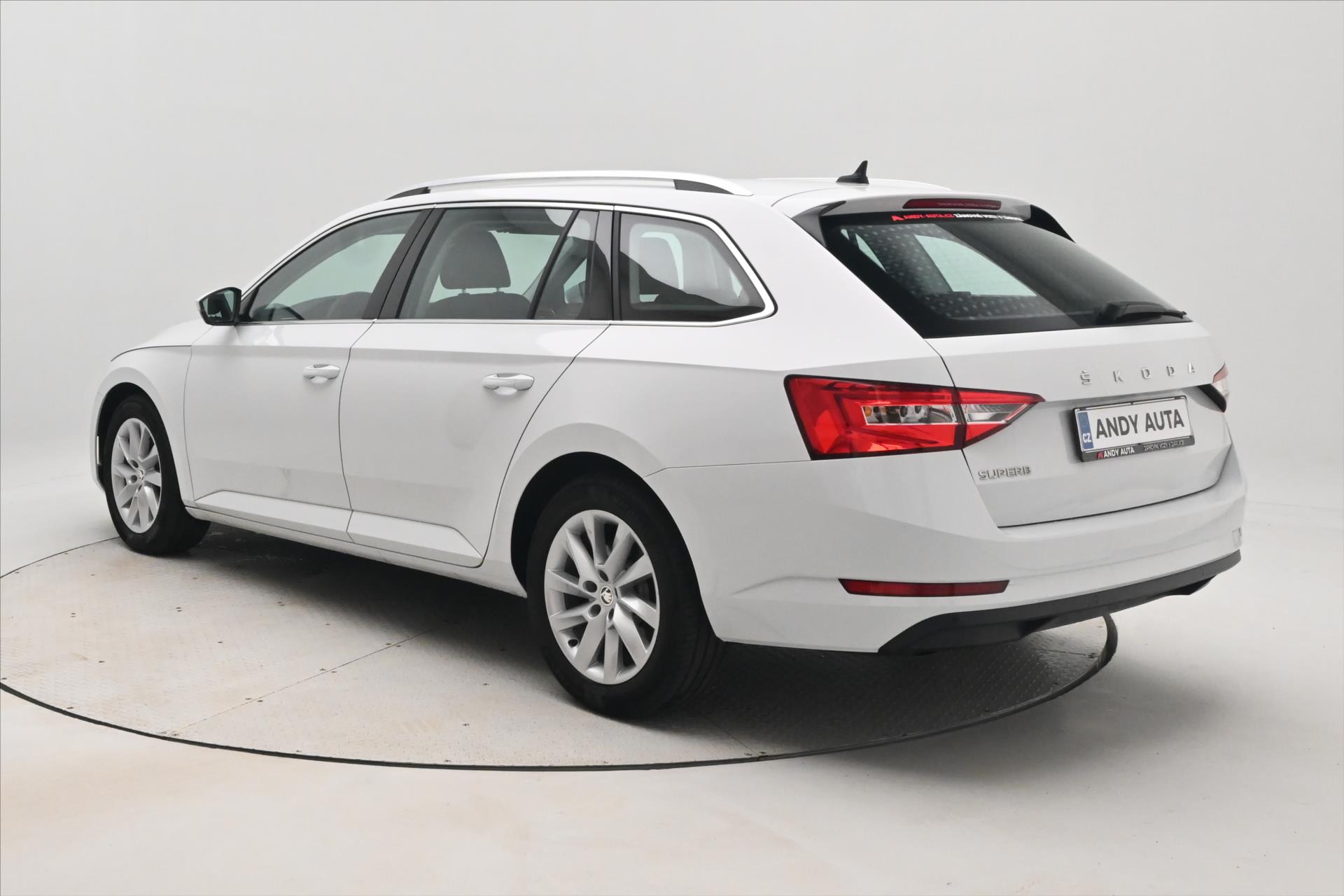 Hlavní fotografie vozu Škoda Superb 2,0 TDI 110 kW DSG Style Záruka až 5 let (8)