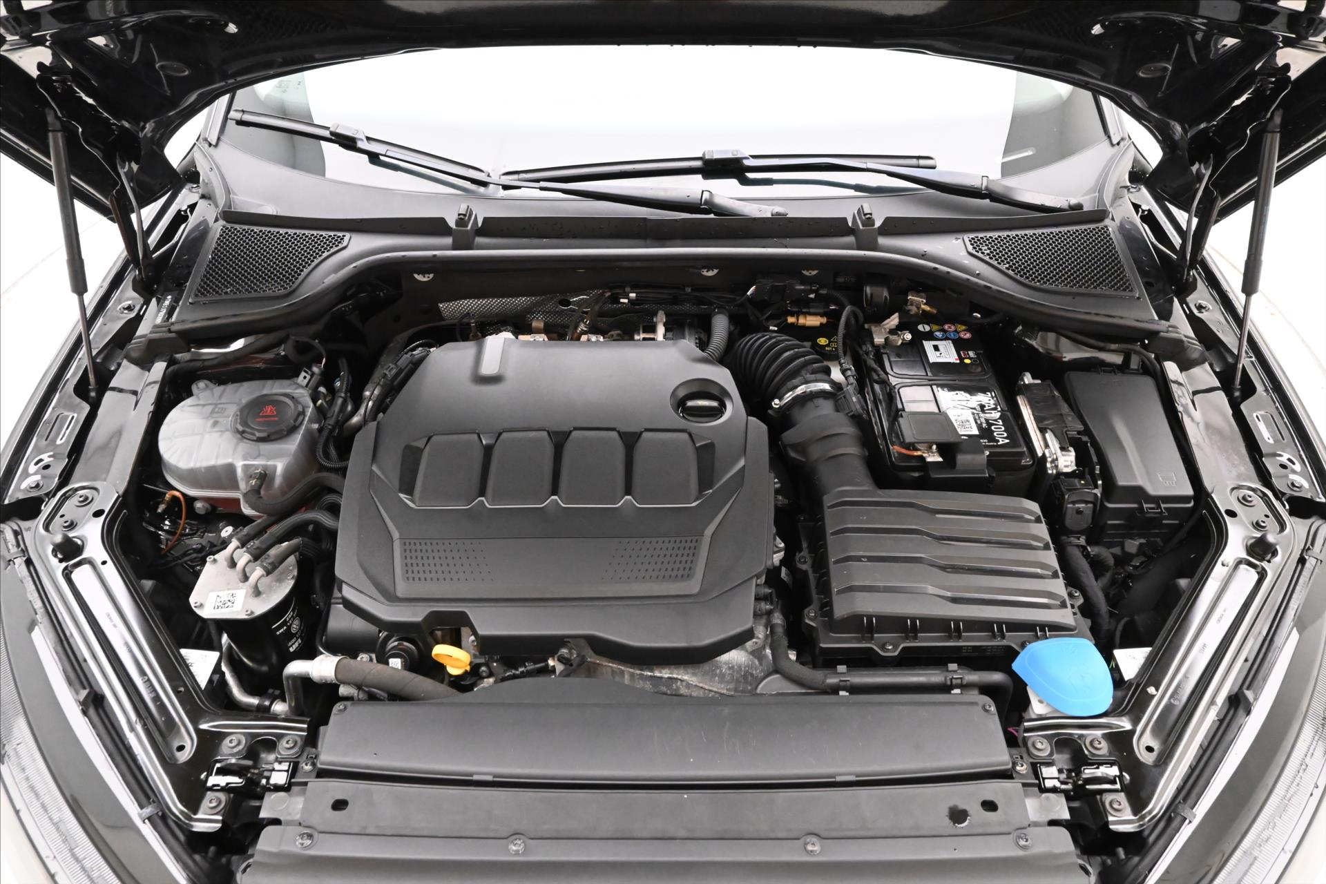 Hlavní fotografie vozu Škoda Octavia 2,0 TDI 110kW DSG Style Záruka až 5 let (10)