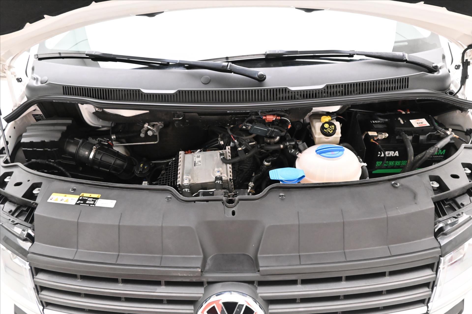 Hlavní fotografie vozu Volkswagen Transporter 2,0 TDI 110kW DSG Záruka až 5 let (10)