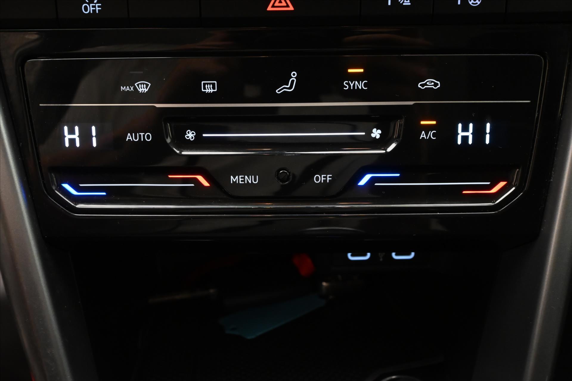 Hlavní fotografie vozu Volkswagen T-Roc 2,0 TDI 85kW Life Záruka až 5 let (21)