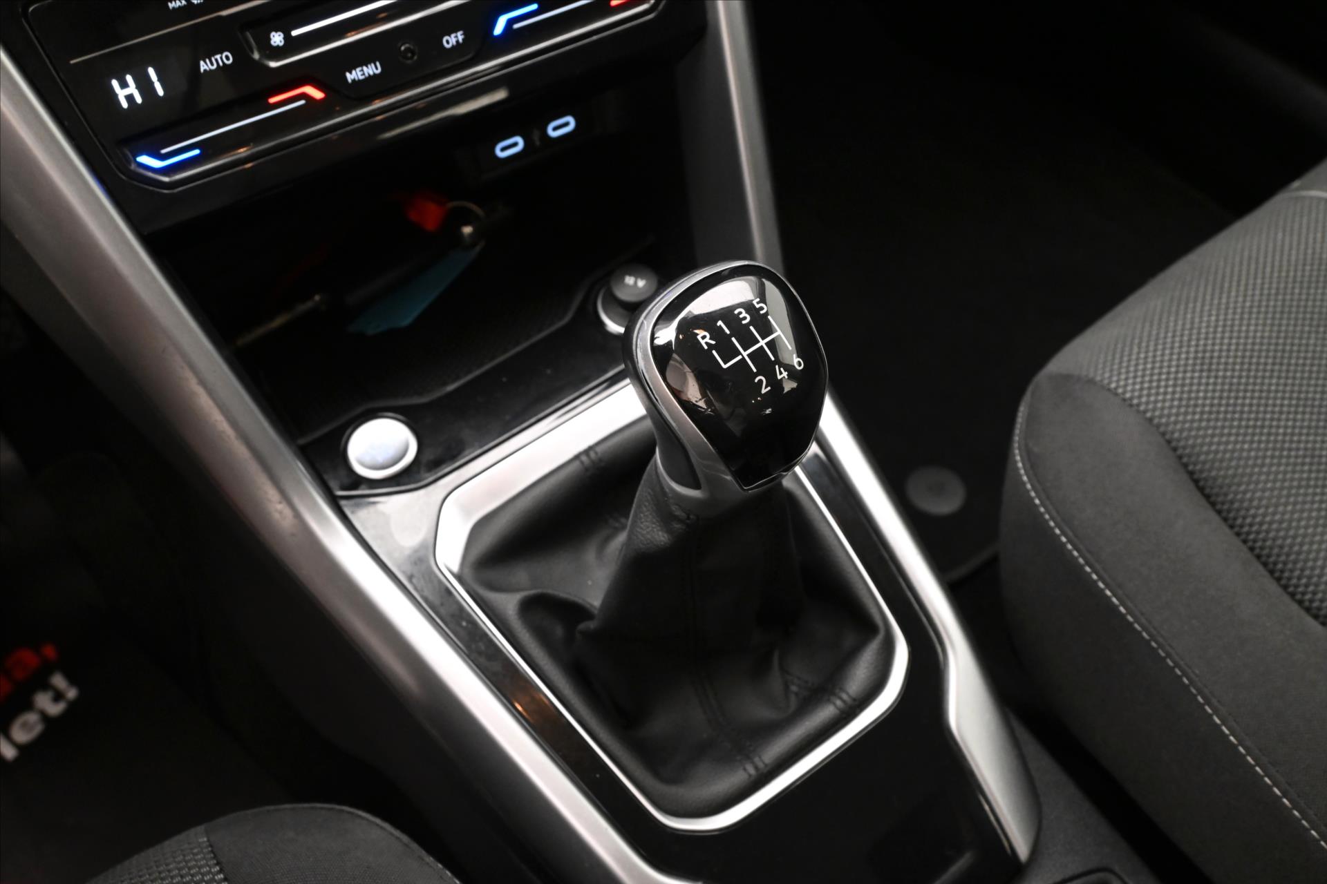 Hlavní fotografie vozu Volkswagen T-Roc 2,0 TDI 85kW Life Záruka až 5 let (22)