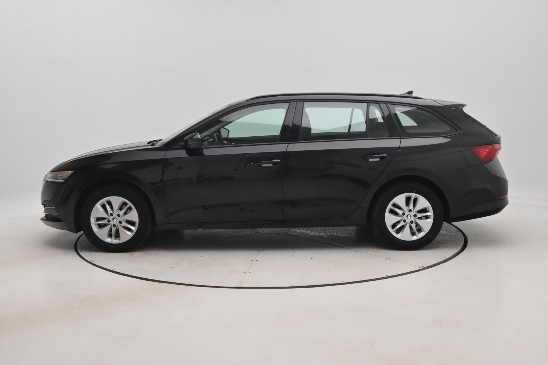 Main photo of the car Skoda Octavia 2.0 TDI 110 KW DSG TOWING Warranty up to 5 years (9)