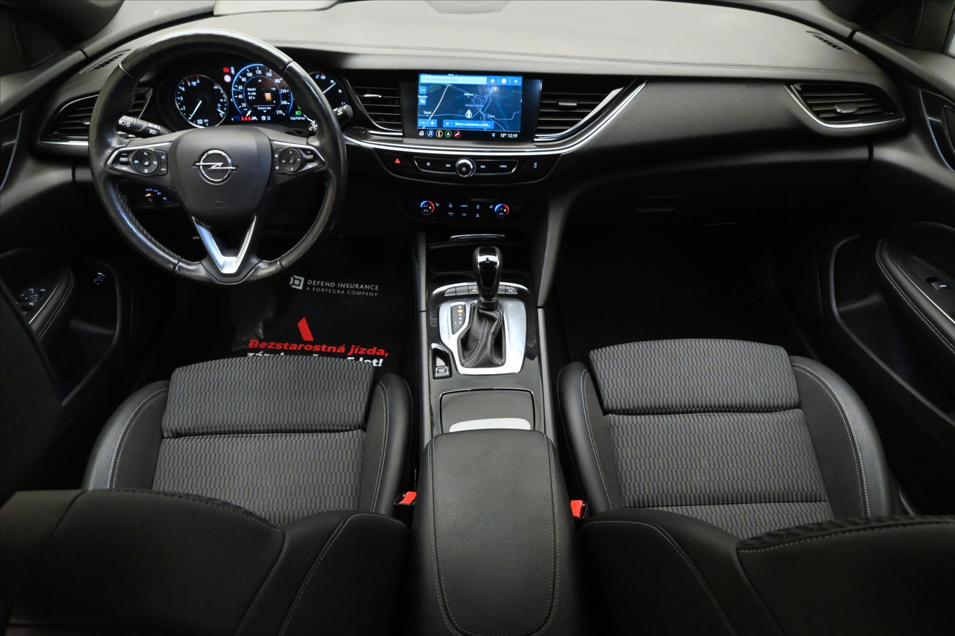 Hlavní fotografie vozu Opel Insignia 2,0 CDTI 128 kW AT8 SportTourer Záruka až 5 let (16)