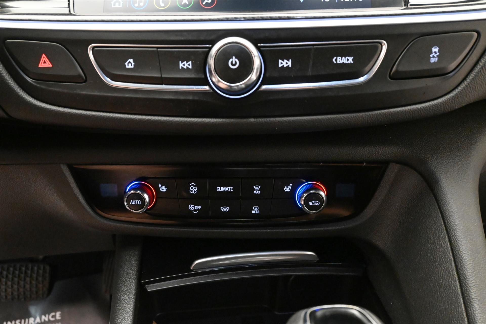 Hlavní fotografie vozu Opel Insignia 2,0 CDTI 128 kW AT8 SportTourer Záruka až 5 let (22)