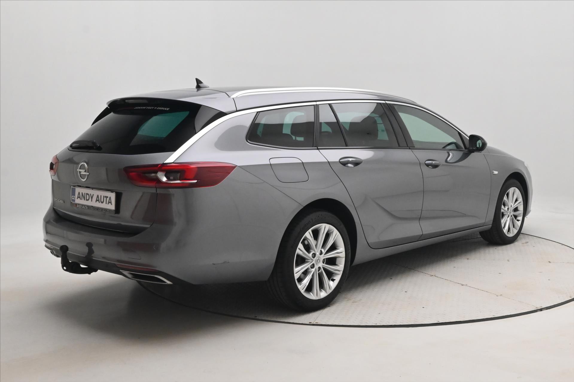 Hlavní fotografie vozu Opel Insignia 2,0 CDTI 128 kW AT8 SportTourer Záruka až 5 let (6)