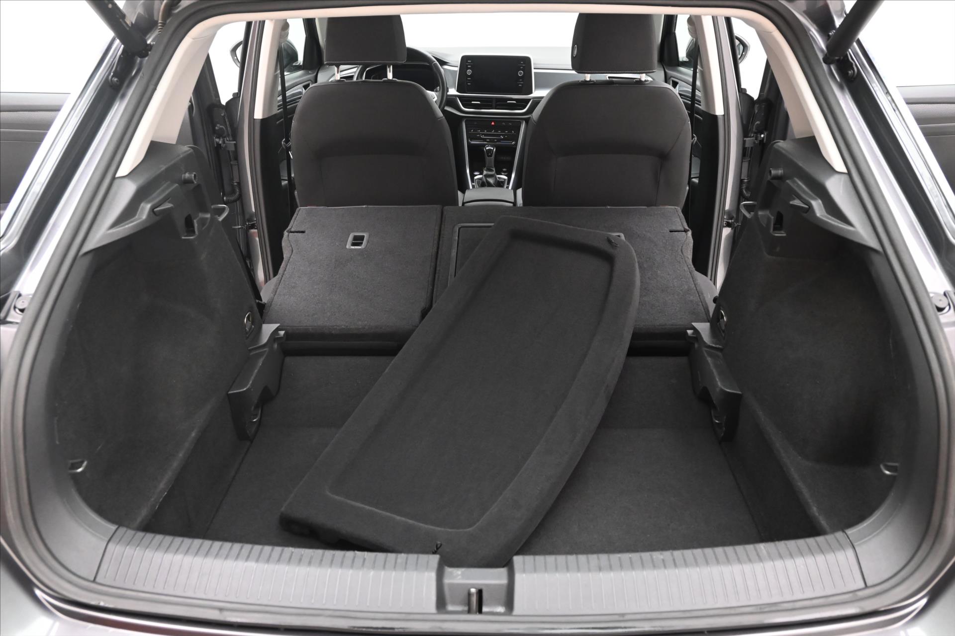 Main photo of the car Volkswagen T-Roc 2.0 TDI 110kW DSG Style Warranty up to 5 years (12)