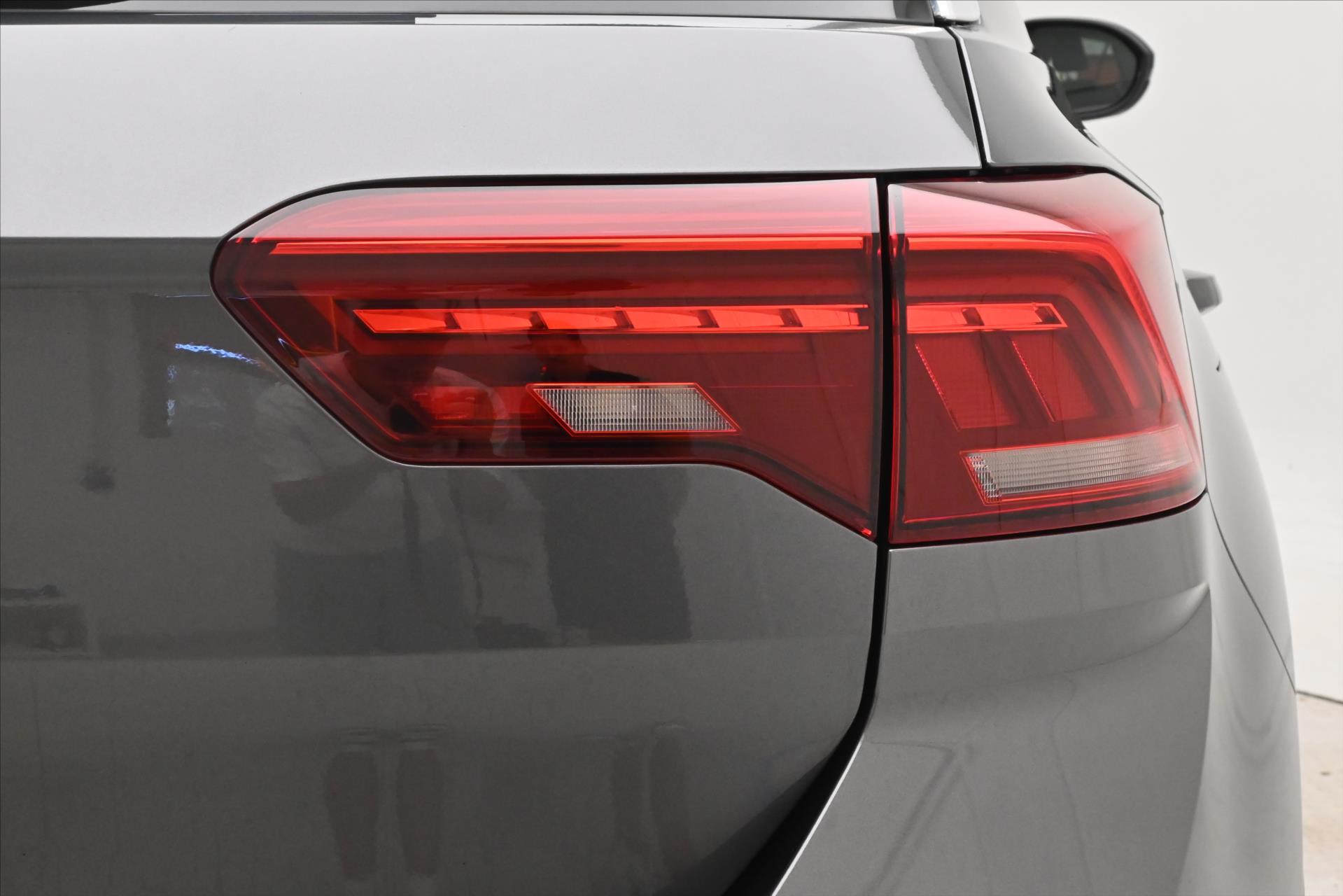 Main photo of the car Volkswagen T-Roc 2.0 TDI 110kW DSG Style Warranty up to 5 years (31)