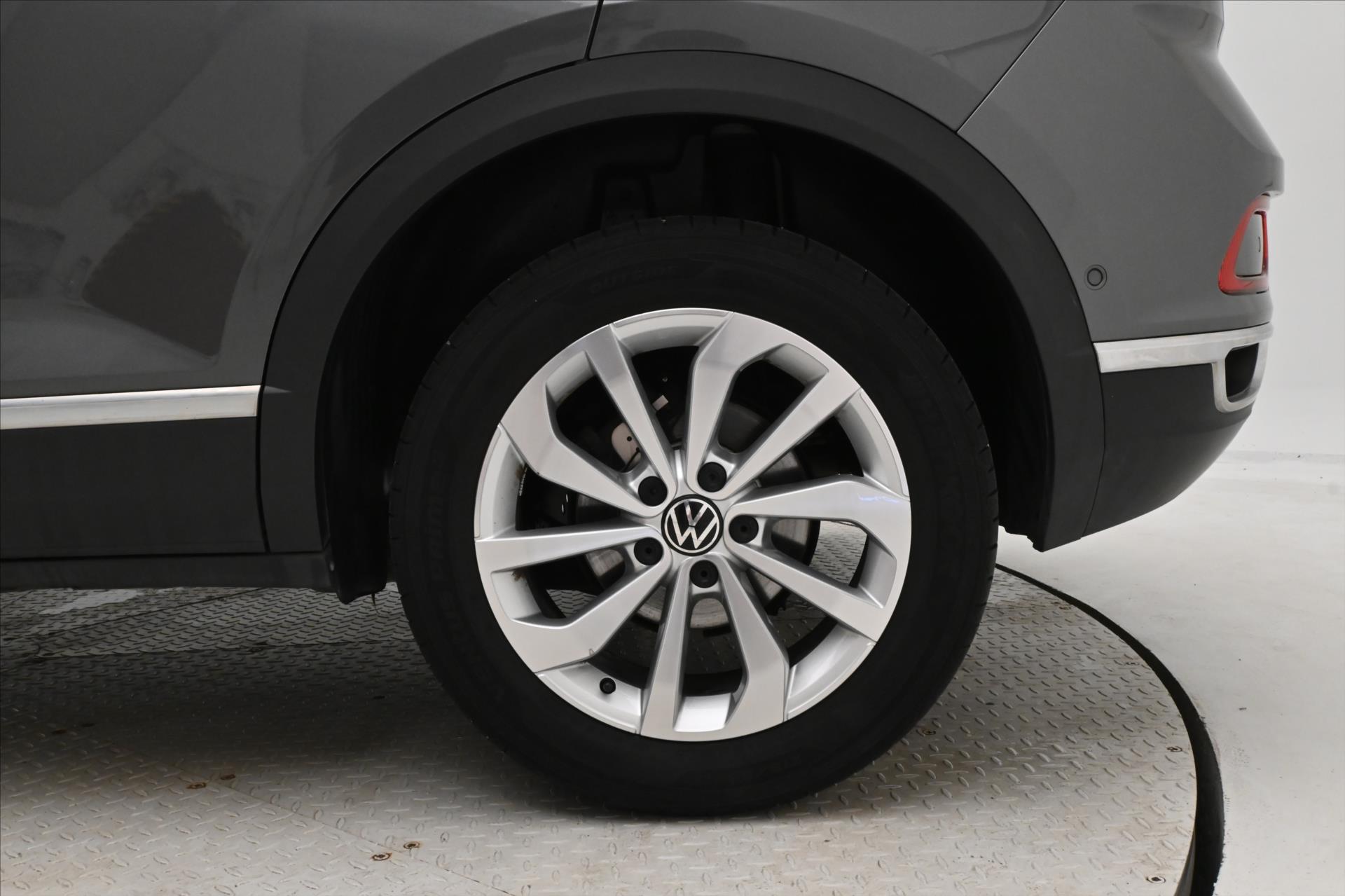 Main photo of the car Volkswagen T-Roc 2.0 TDI 110kW DSG Style Warranty up to 5 years (32)