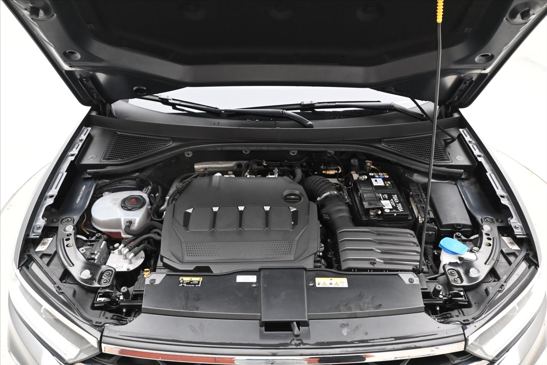 Main photo of the car Volkswagen T-Roc 2.0 TDI 110kW DSG Style Warranty up to 5 years (10)