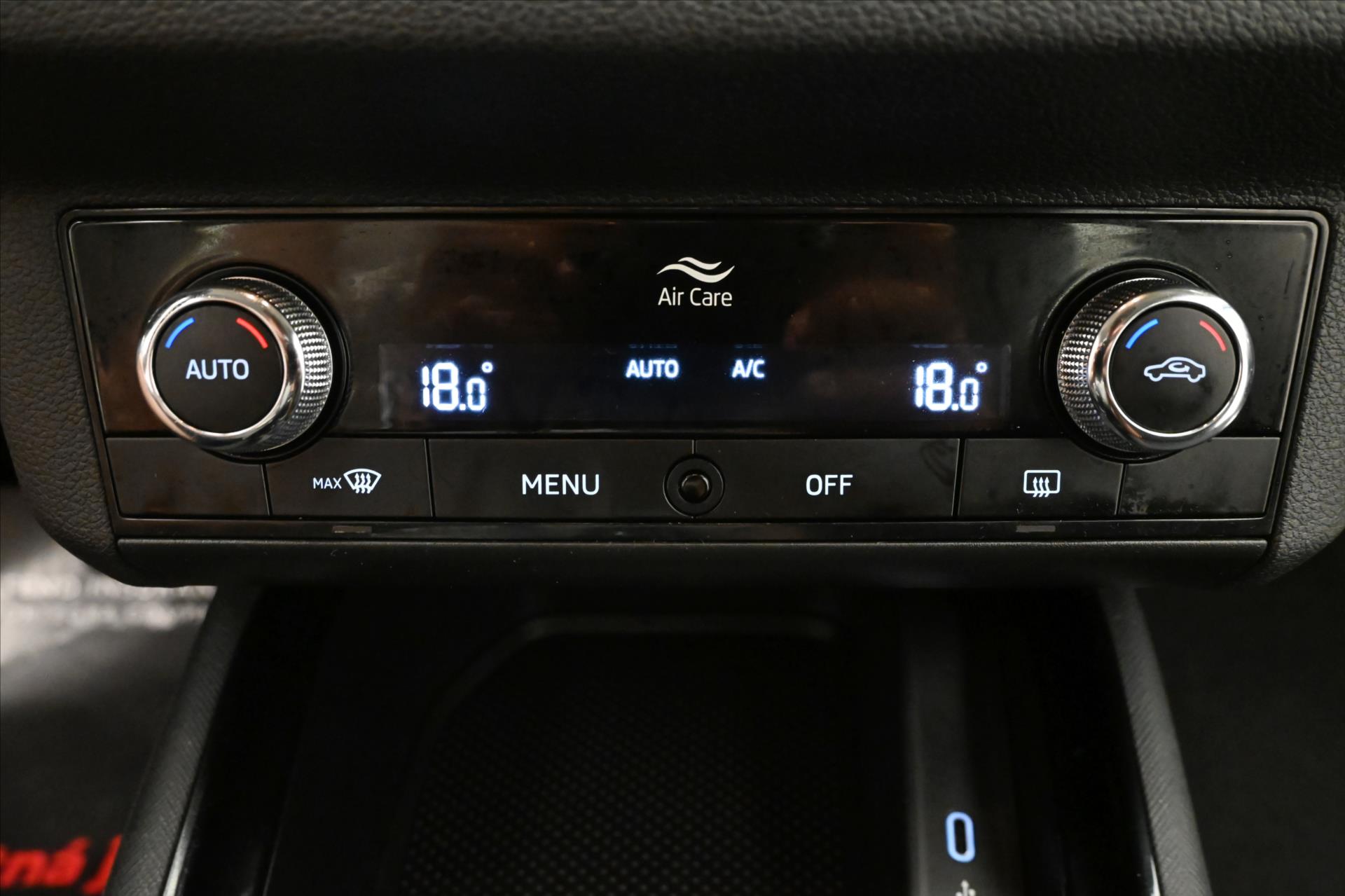 Hlavní fotografie vozu Škoda Kamiq 1,0 TSI 81 kW DSG Ambition Záruka až 5 let (21)