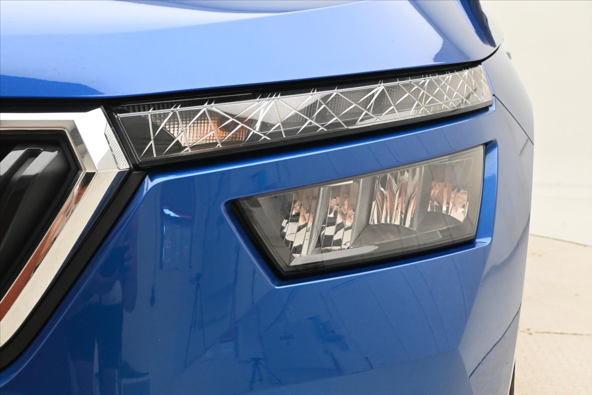 Hlavní fotografie vozu Škoda Kamiq 1,0 TSI 81 kW DSG Ambition Záruka až 5 let (28)