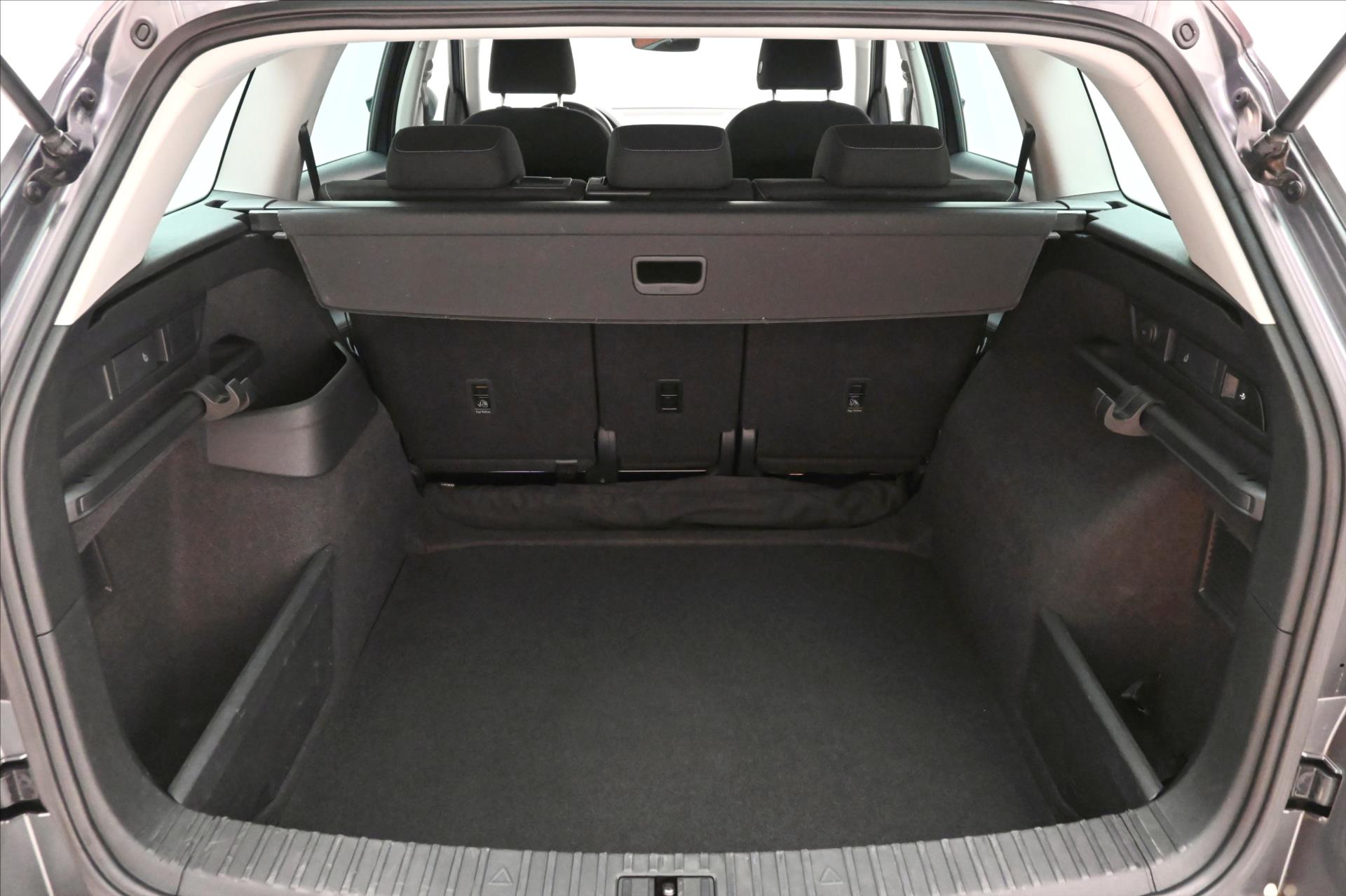 Hlavní fotografie vozu Škoda Kodiaq 2,0 TDI 110 kW DSG NAVI TAŽNÉ Záruka až 5 let (11)