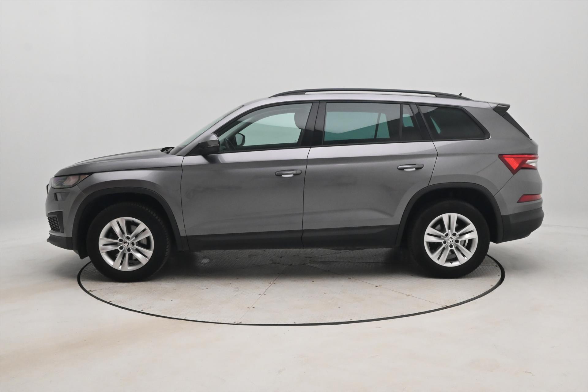 Hlavní fotografie vozu Škoda Kodiaq 2,0 TDI 110 kW DSG NAVI TAŽNÉ Záruka až 5 let (9)